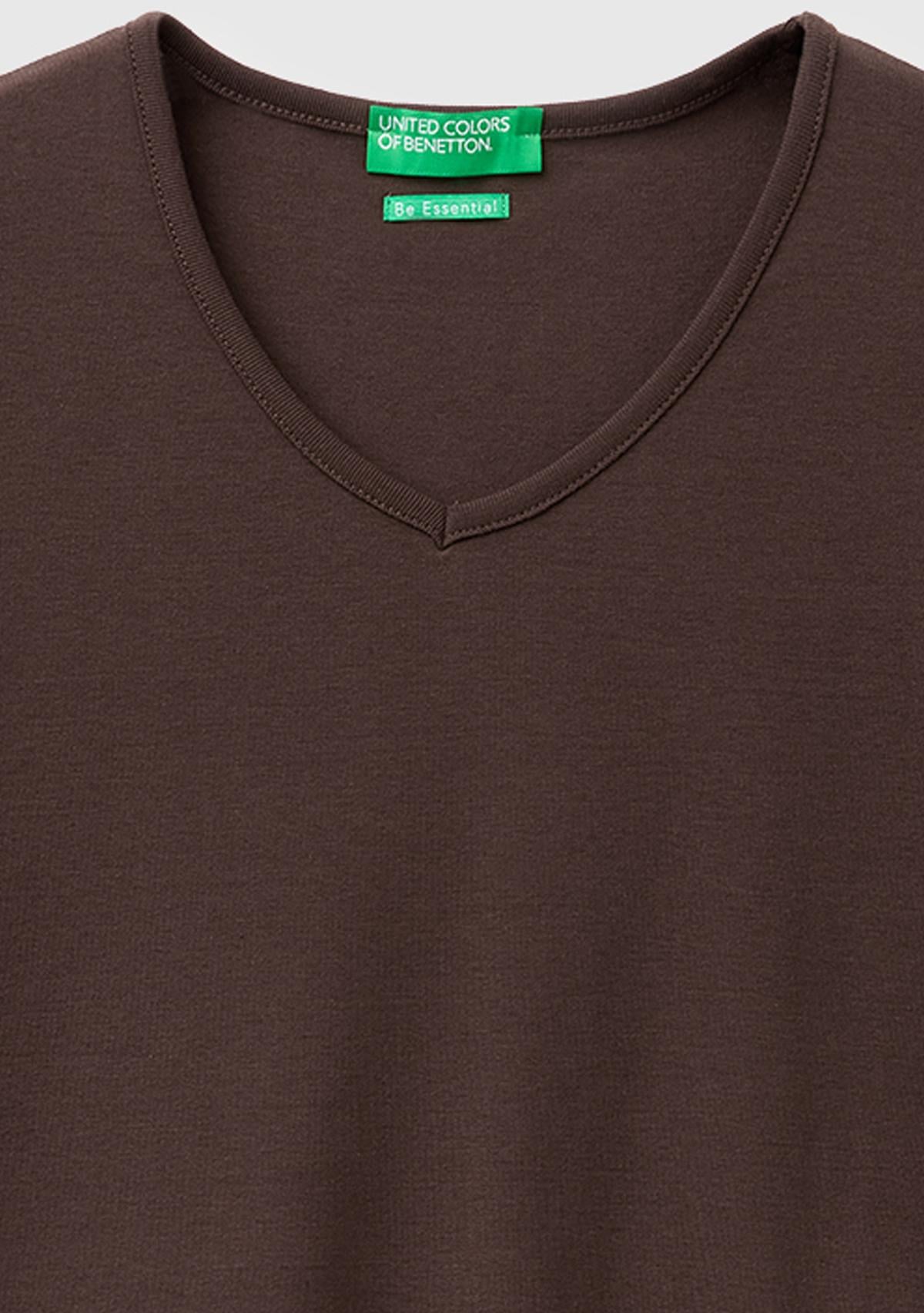 Kadın Kahverengi %100 Pamuk Geniş V Yaka T-Shirt