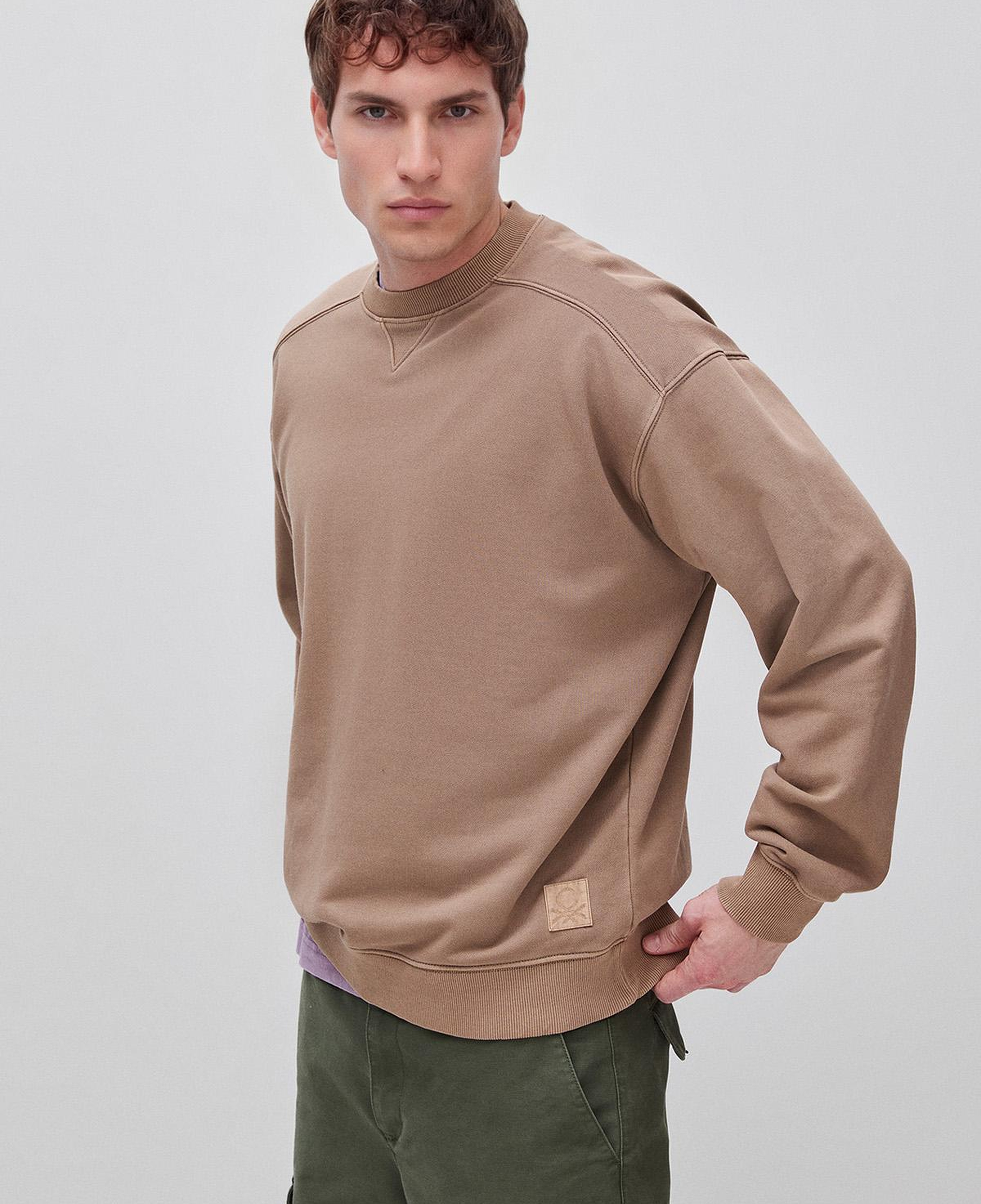 Erkek Taba Pamuk Karışımlı Logo Detaylı Yuvarlak Yaka Sweatshirt