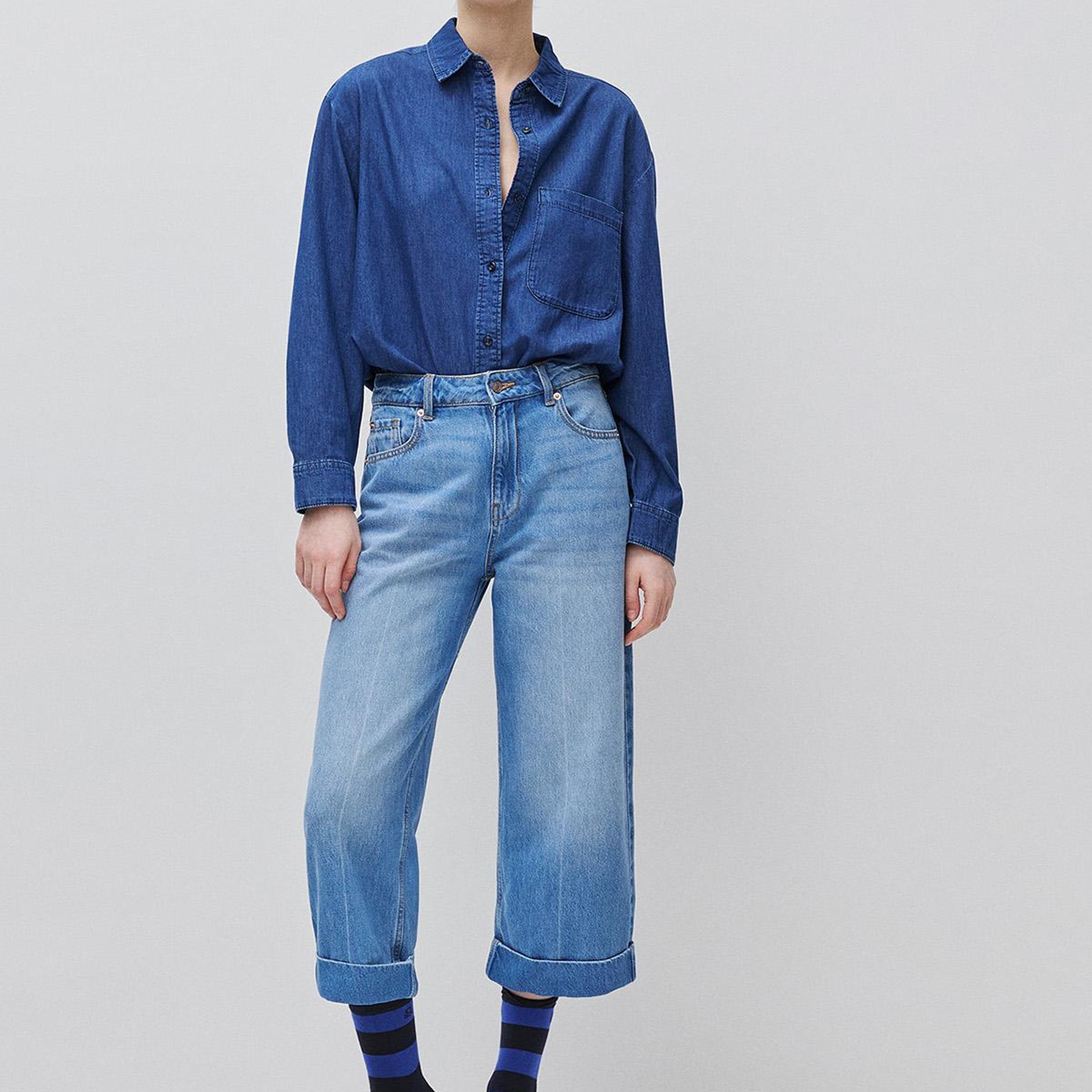 Kadın Lacivert %100 Pamuk Yamalı Cepli Düğmeli Denim Gömlek