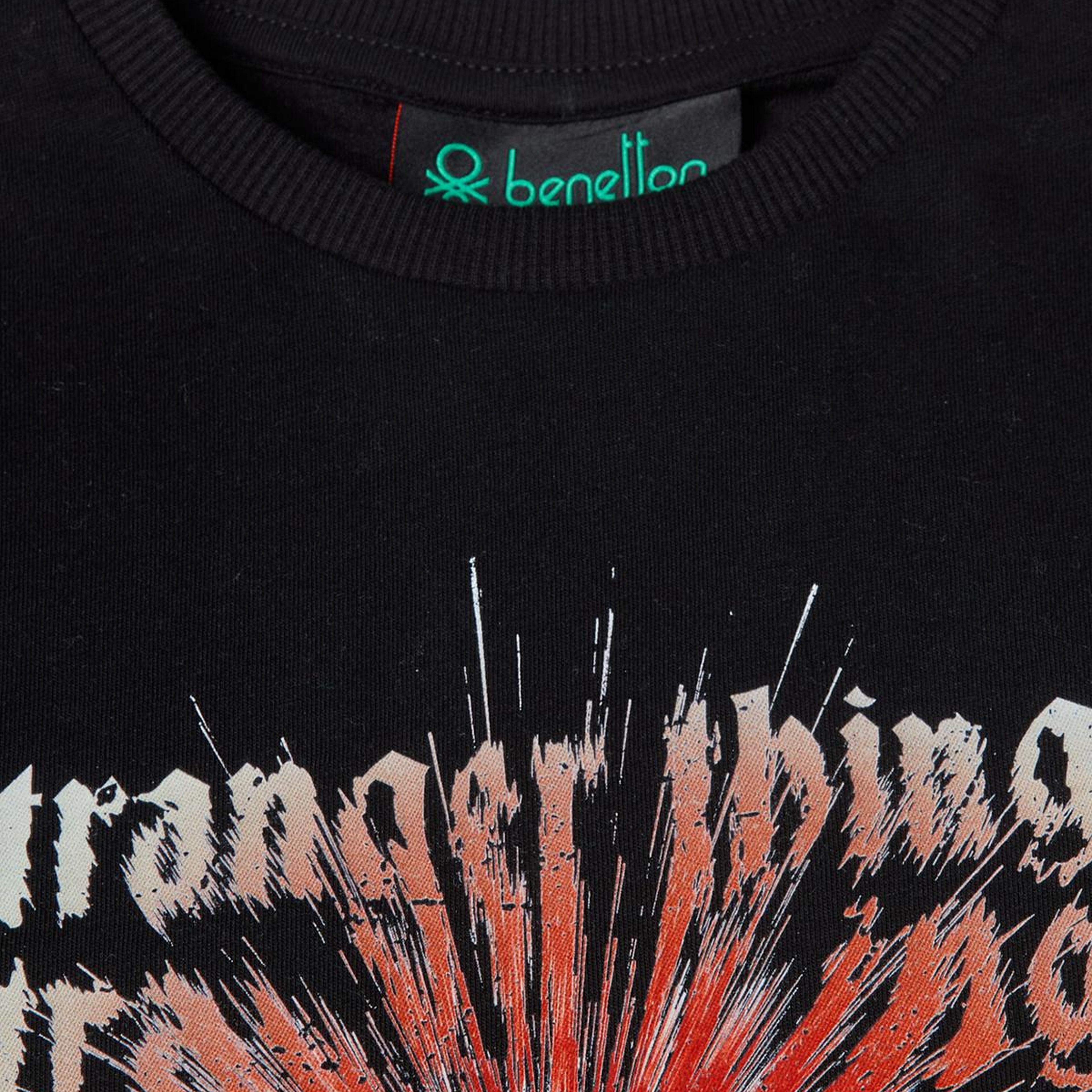 Kız Çocuk Siyah %100 Pamuk Stranger Things Ön Baskılı Kısa Kollu T-Shirt