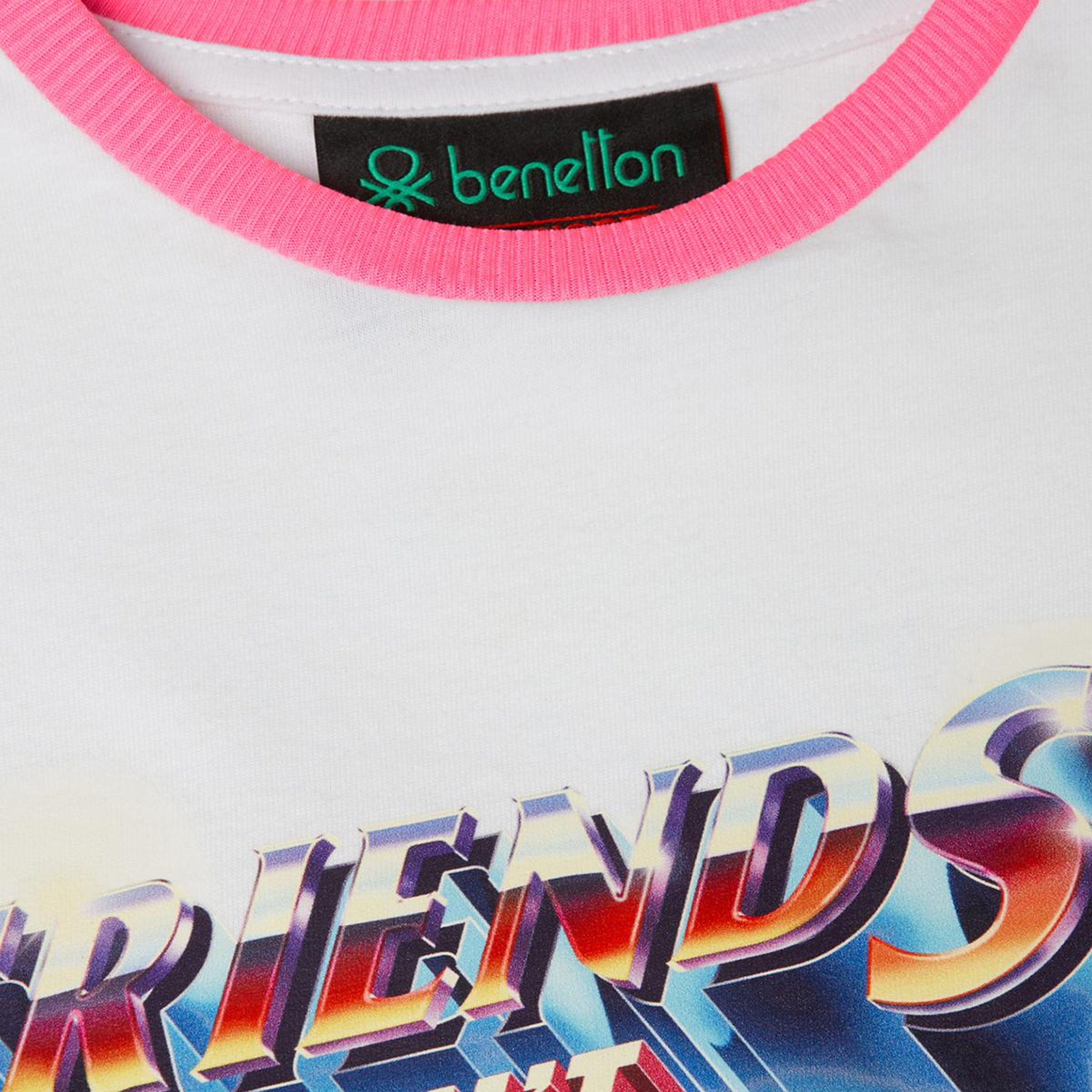 Kız Çocuk Beyaz %100 Pamuk Stranger Things Ön Baskılı Kısa Kollu T-Shirt