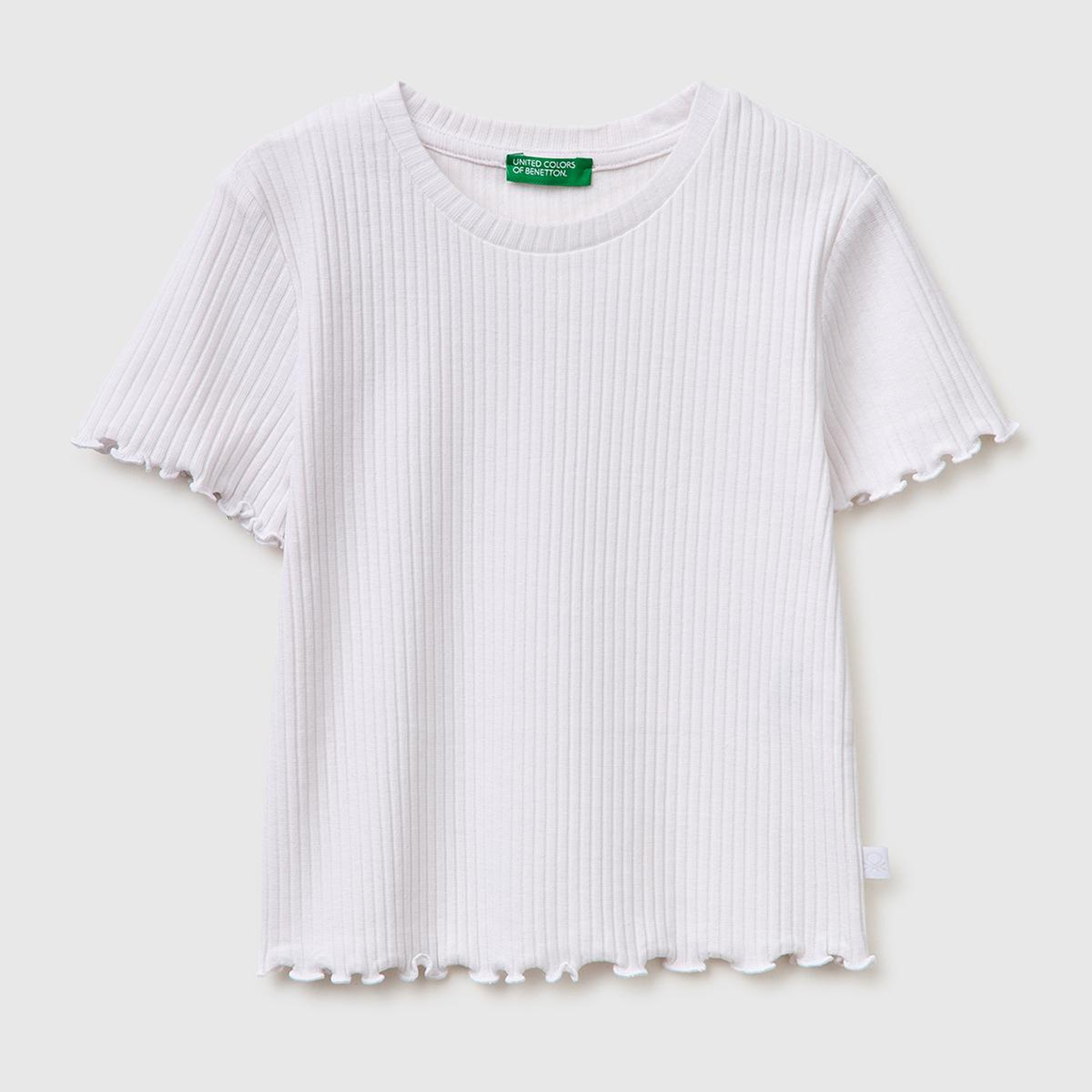 Kız Çocuk Beyaz Etek Ucu Fırfırlı Bisiklet Yaka Kısa Kollu T-Shirt