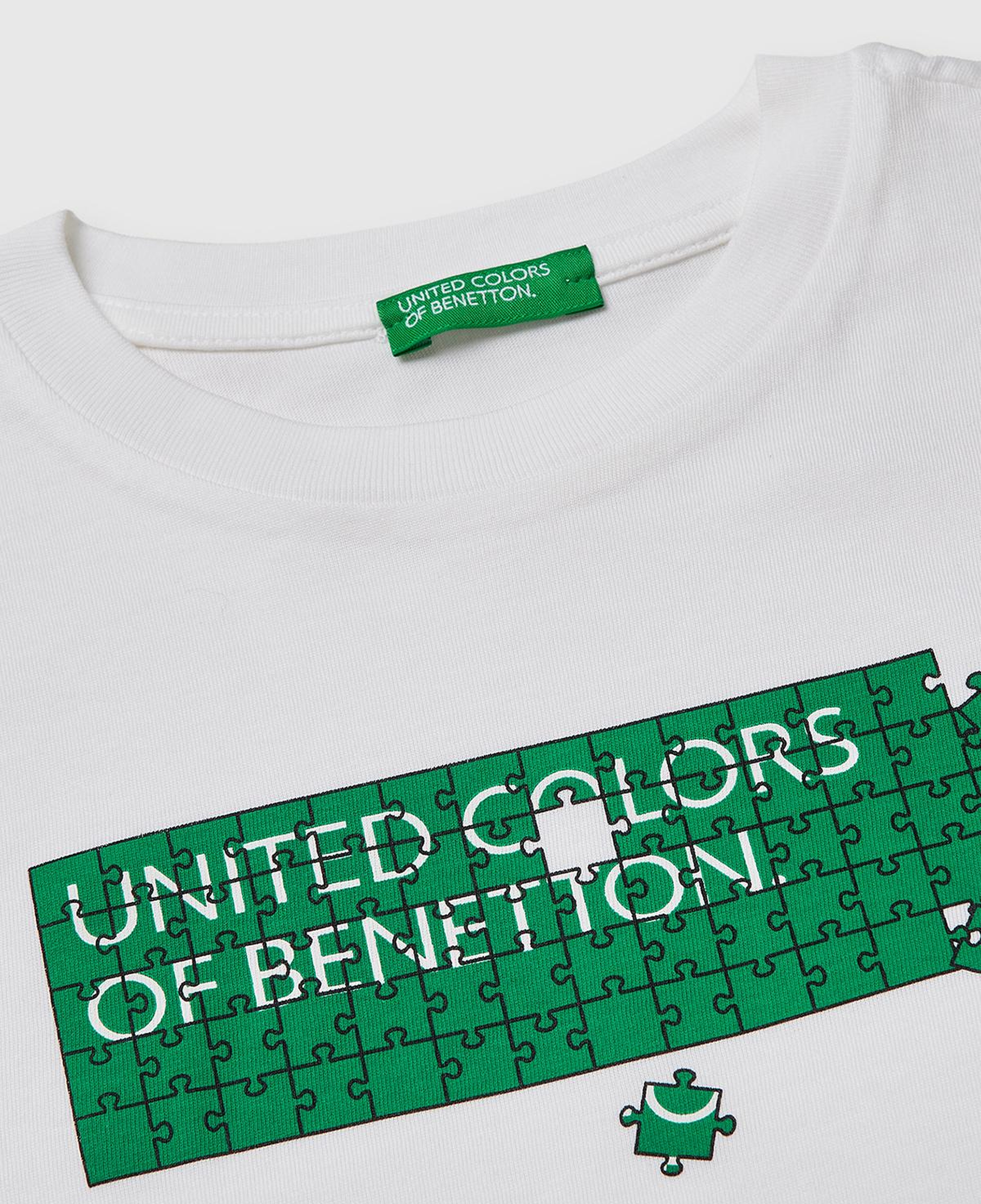 Erkek Çocuk Beyaz Önü Logo Baskılı Bisiklet Yaka T-Shirt