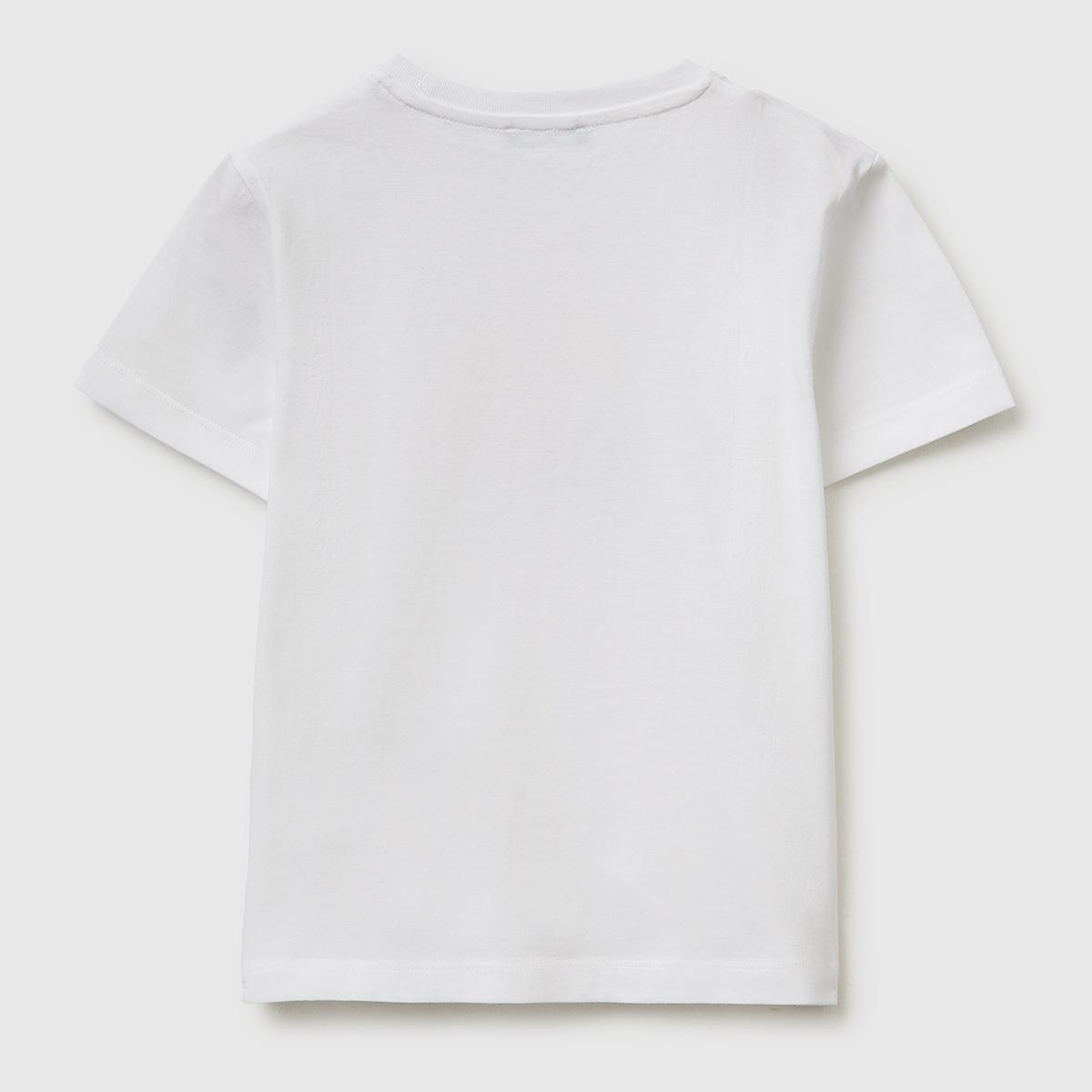 Erkek Çocuk Beyaz Önü Logo Baskılı Yuvarlak Yaka T-Shirt