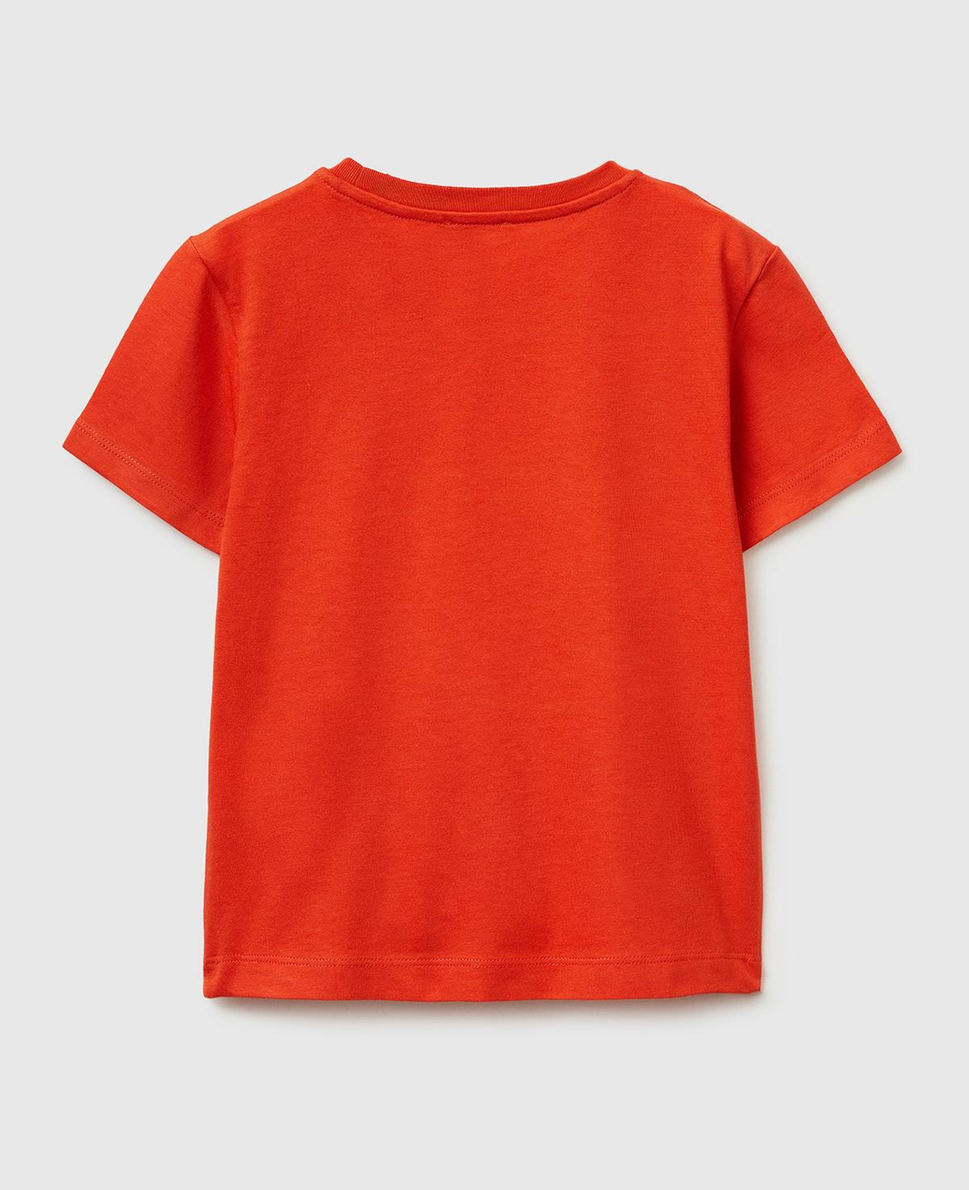 Erkek Çocuk Kırmızı Önü Logo Baskılı Yuvarlak Yaka T-Shirt