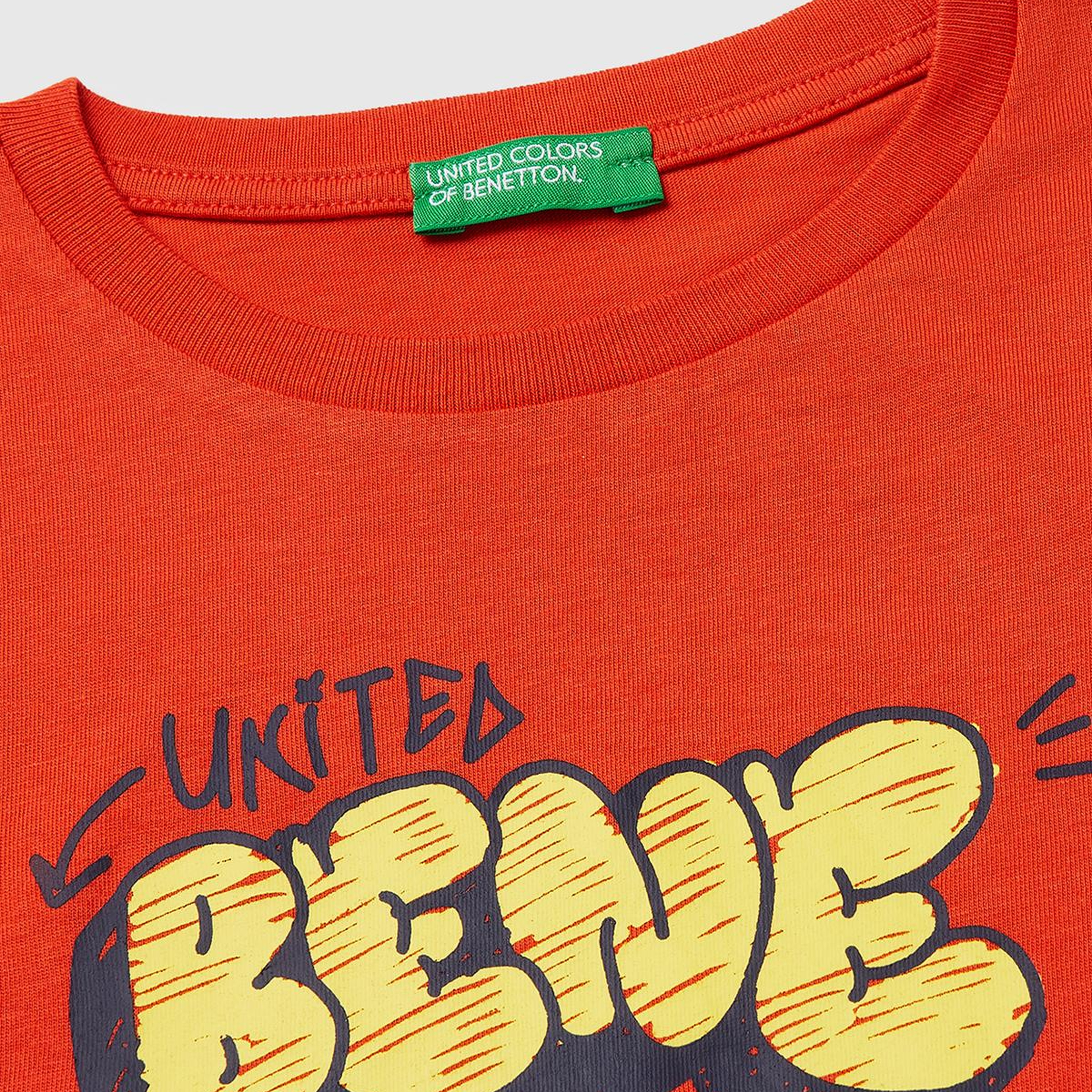 Erkek Çocuk Kırmızı Önü Logo Baskılı Yuvarlak Yaka T-Shirt