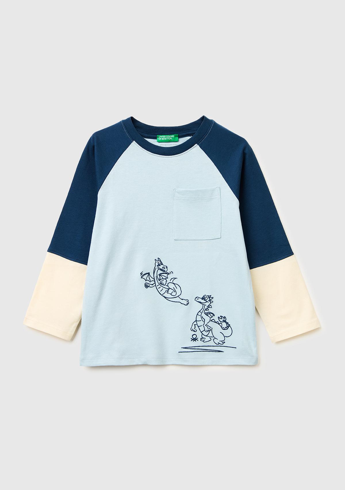Erkek Çocuk Buz Mavisi Renk Bloklu Logo Etiketli Kontrast Yaka Uzun Kollu T-Shirt