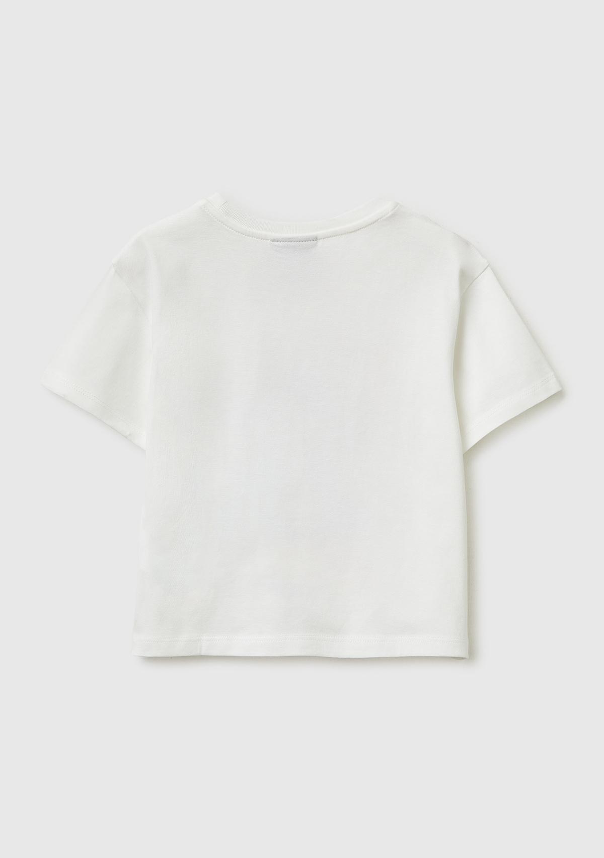 Kız Çocuk Beyaz Baskılı Yama Detaylı Etek Ucu Logo Detaylı T-Shirt