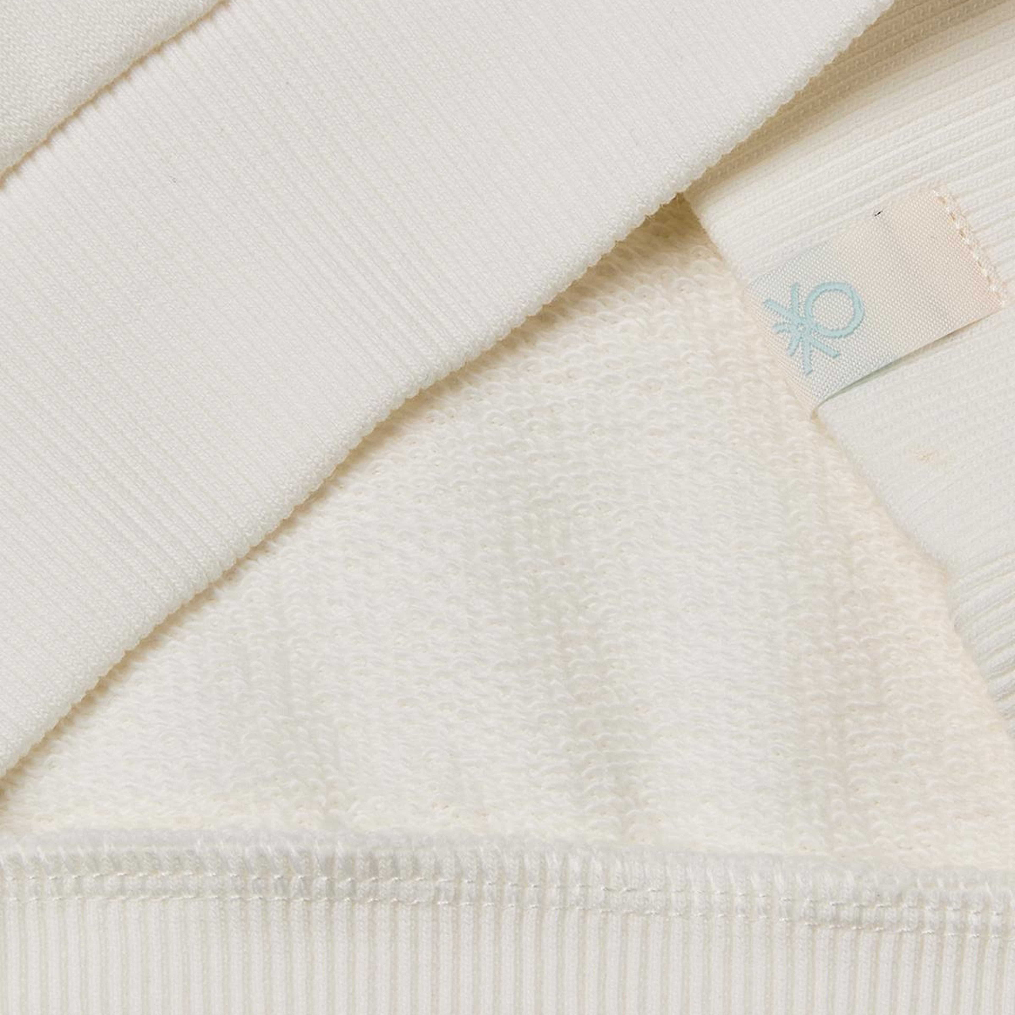 Erkek Çocuk Beyaz Çok Renkli Baskılı Kol Detaylı Bisiklet Yaka Sweatshirt