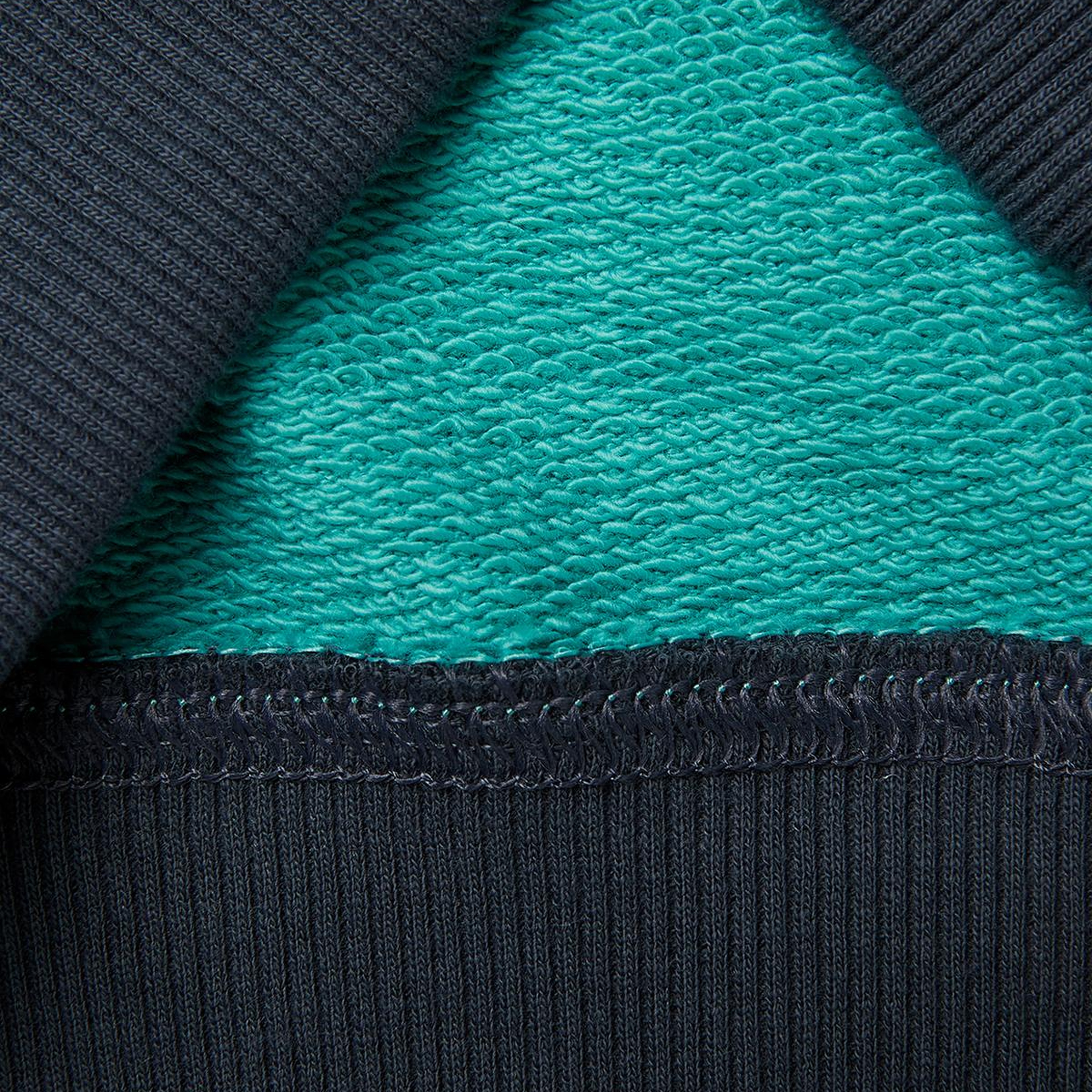 Erkek Çocuk Turkuaz Mix Önü Logo Baskılı Yuvarlak Yaka Sweatshirt