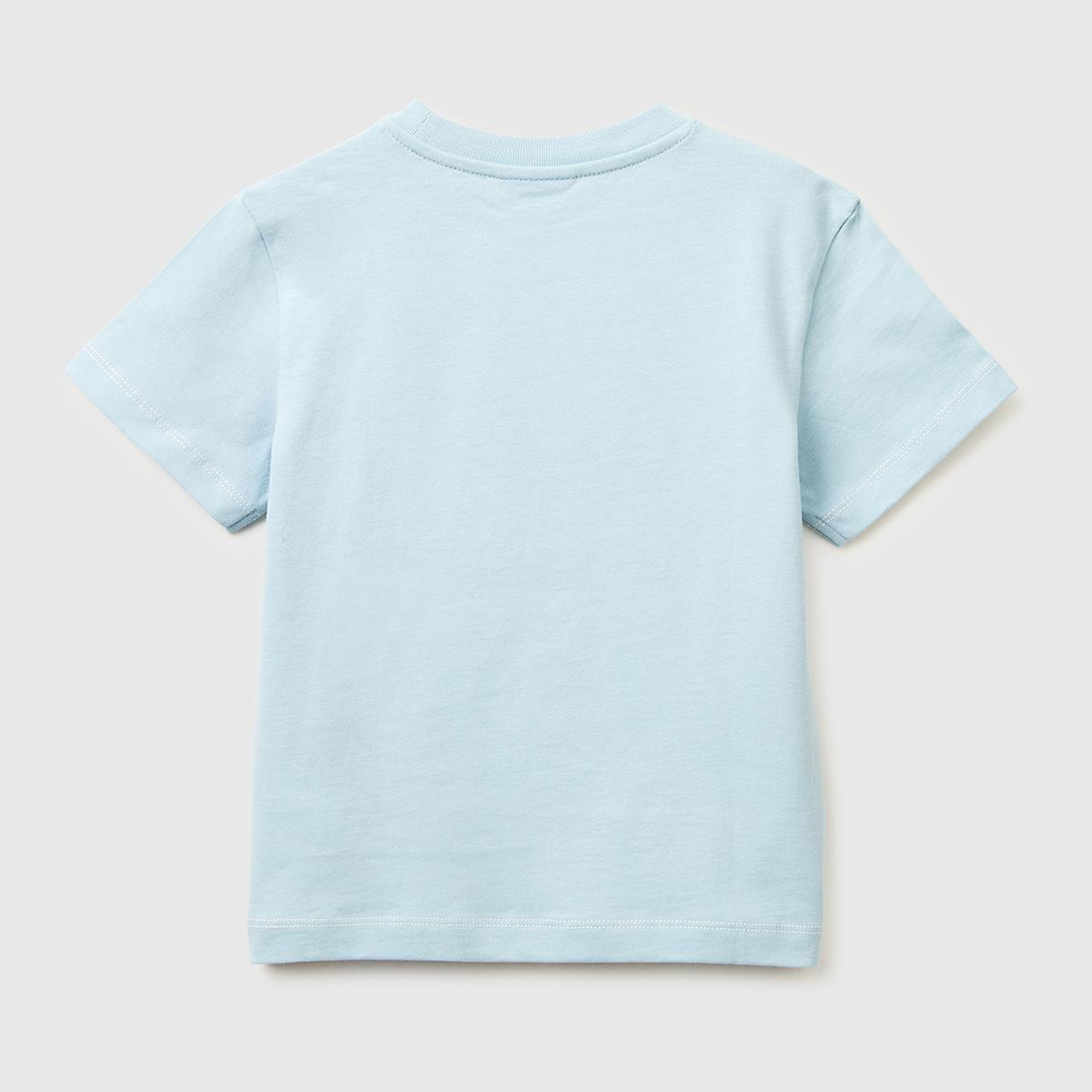 Erkek Çocuk Buz Mavisi Çok Renkli Baskılı Etek Ucu Logolu Bisiklat Yaka T-Shirt