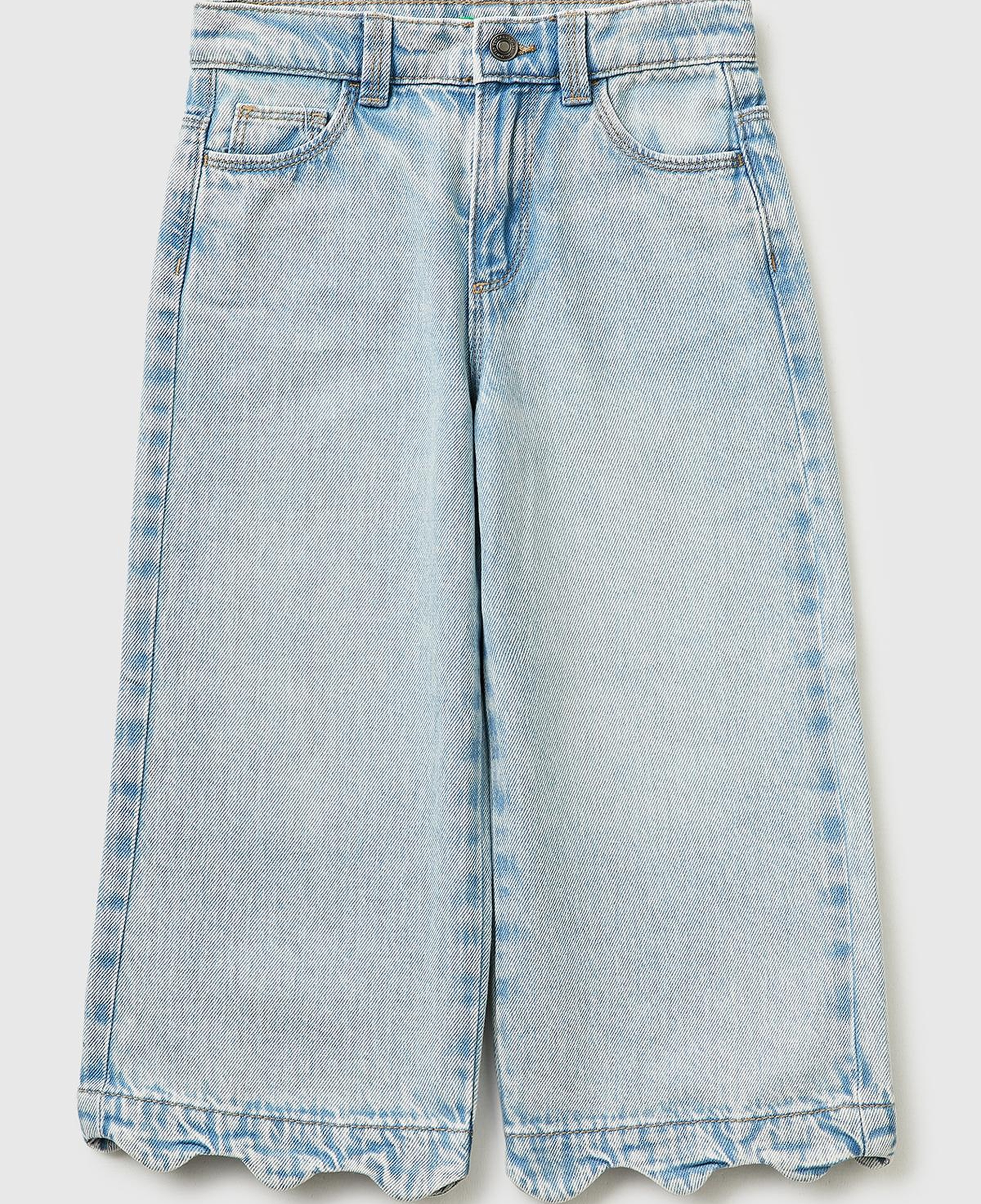 Kız Çocuk Açık Mavi Arka Cebi Nakışlı 5 Cepli Dalgalı Paça Denim Pantolon