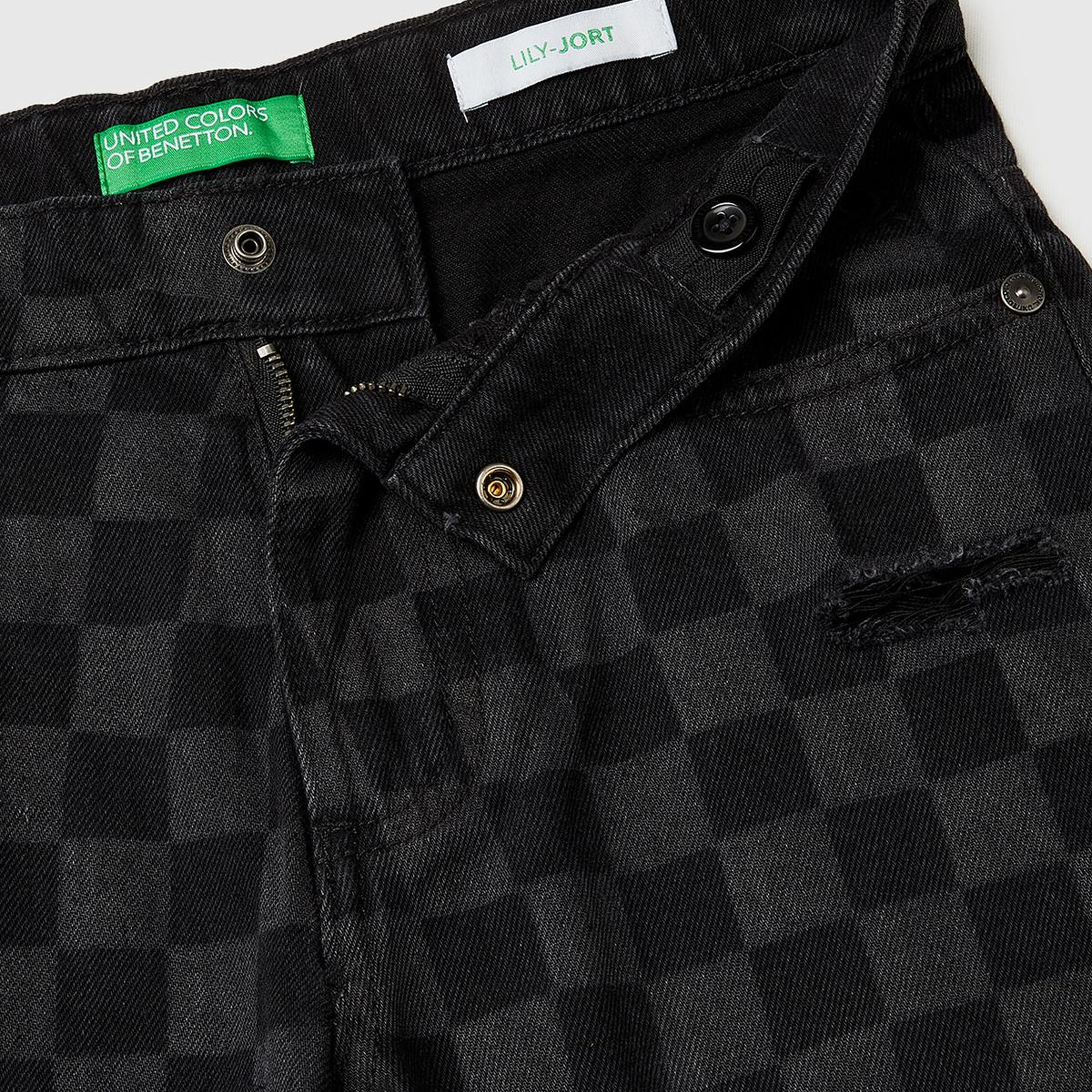 Erkek Çocuk Lacivert Zincir Detaylı Logolu Kısa Denim Pantolon