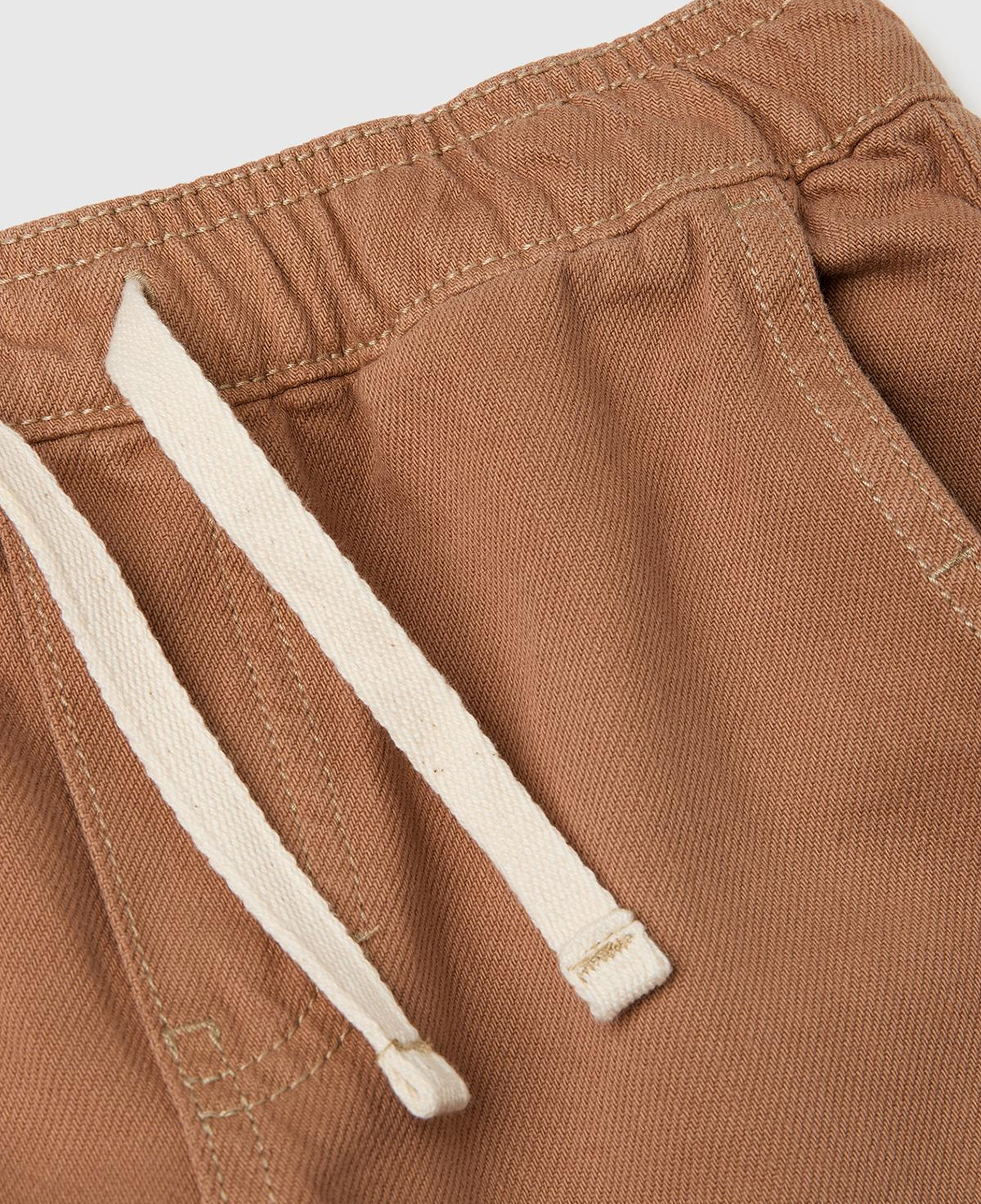 Erkek Çocuk Kahverengi Cebi Logo Nakışlı Jogger Pantolon