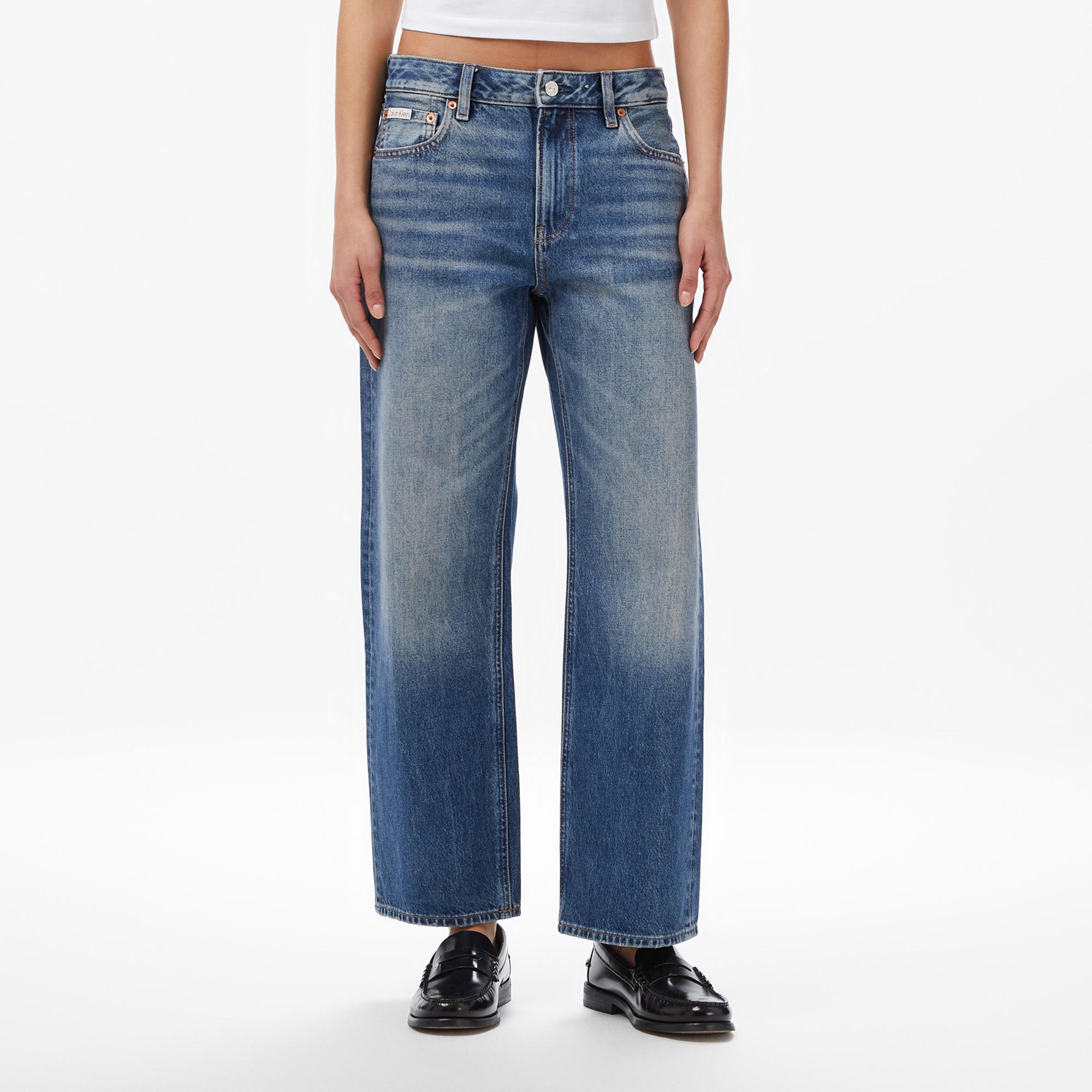 Calvin Klein Signature 90S Straight Sanded Kadın Mavi Jean