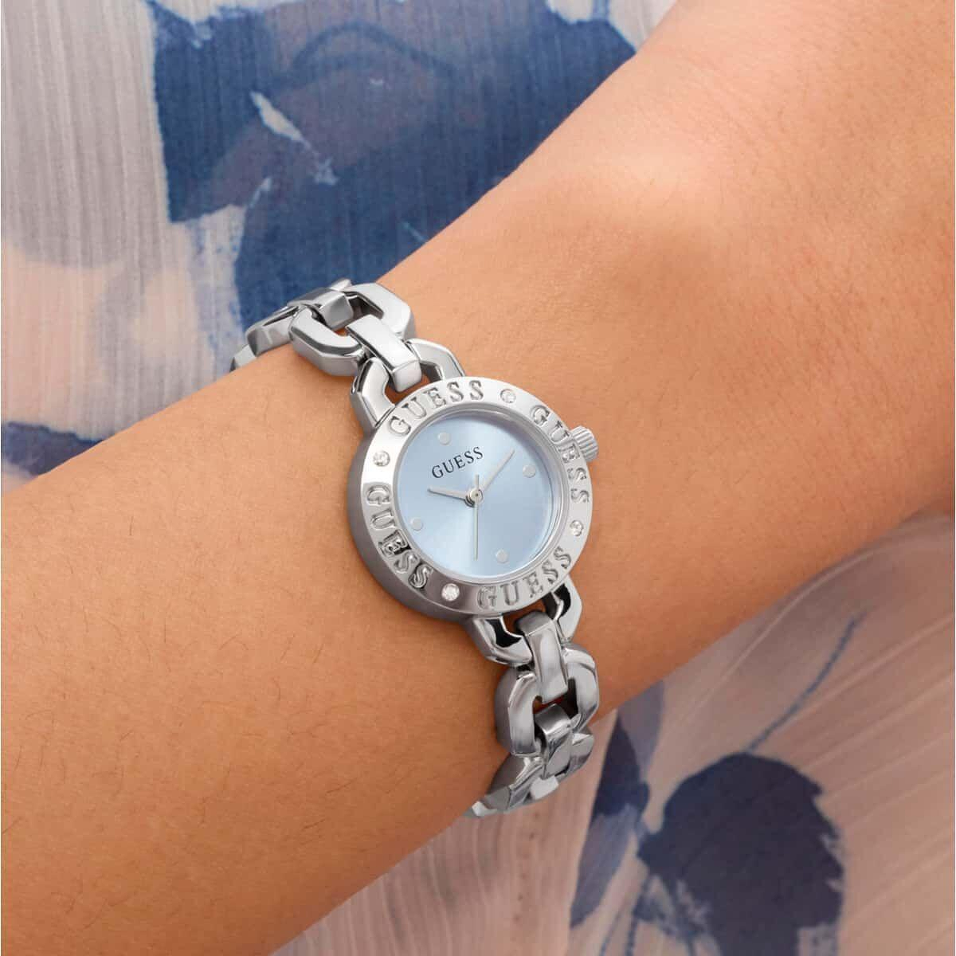 Guess GUGW1019L1 Kadın Kol Saati