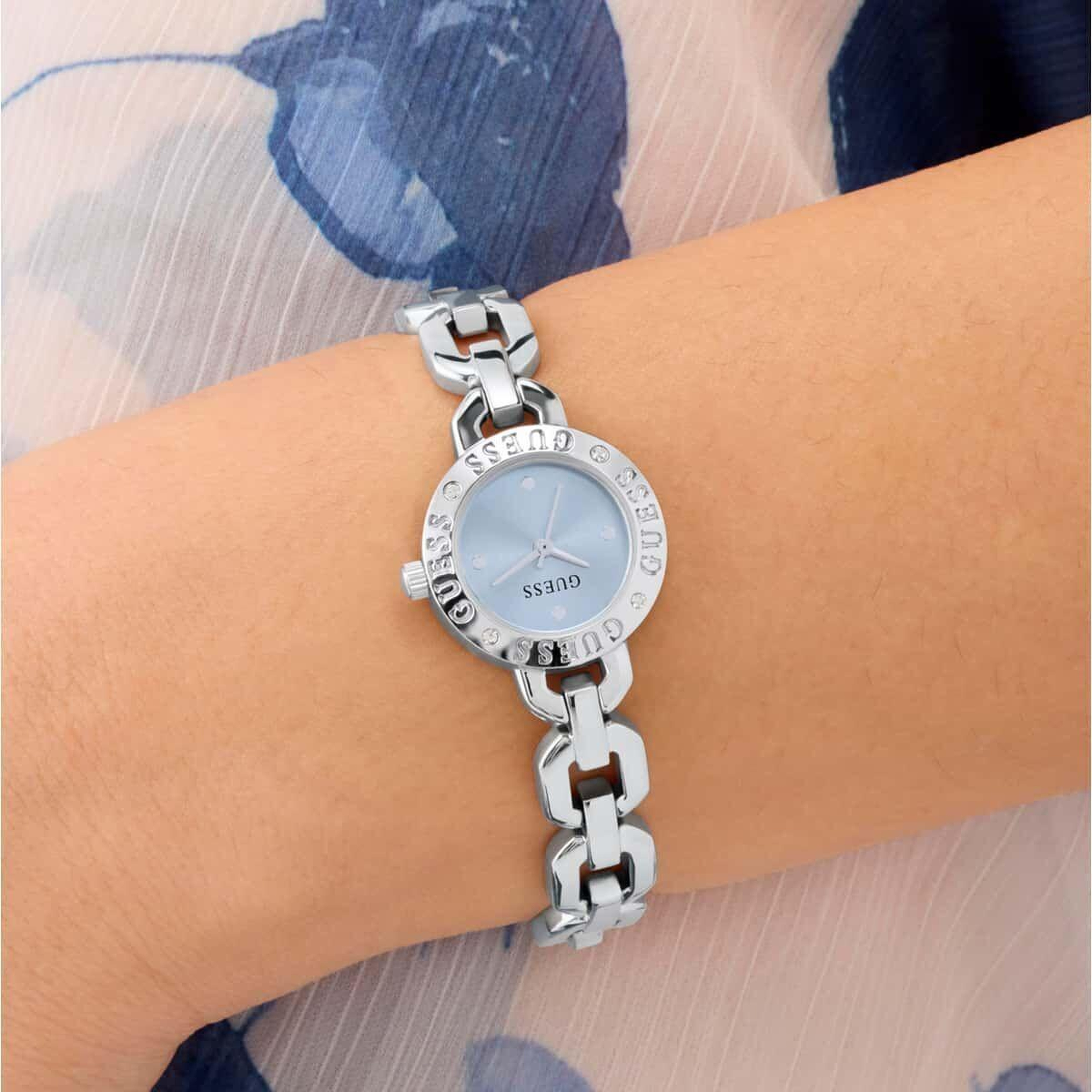 Guess GUGW1019L1 Kadın Kol Saati