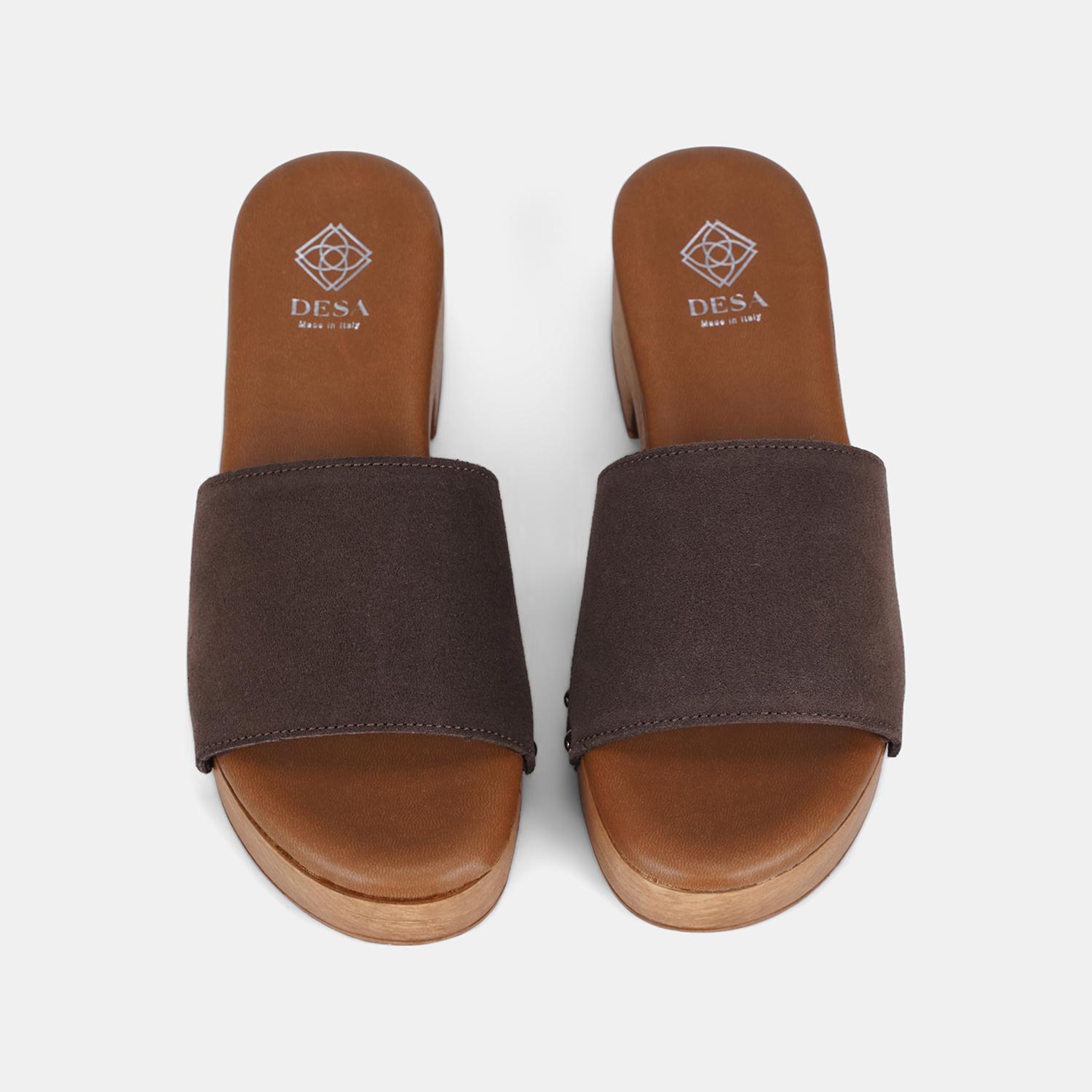 Kadın Koyu Kahve Zımba Detaylı Kalın Topuklu Süet Terlik