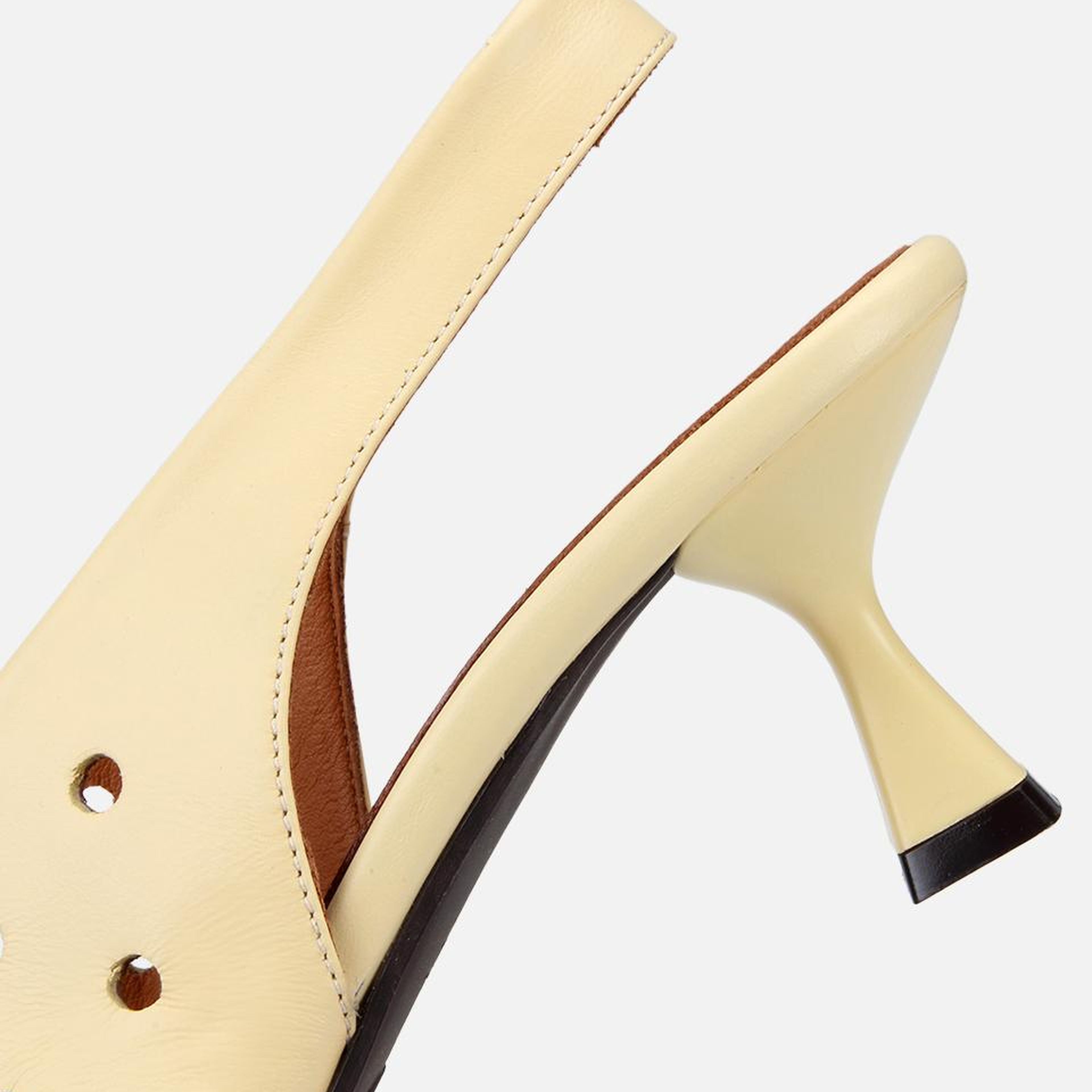 Kadın Deri Sarı Delikli Arkası Açık Kısa Topuklu Stiletto