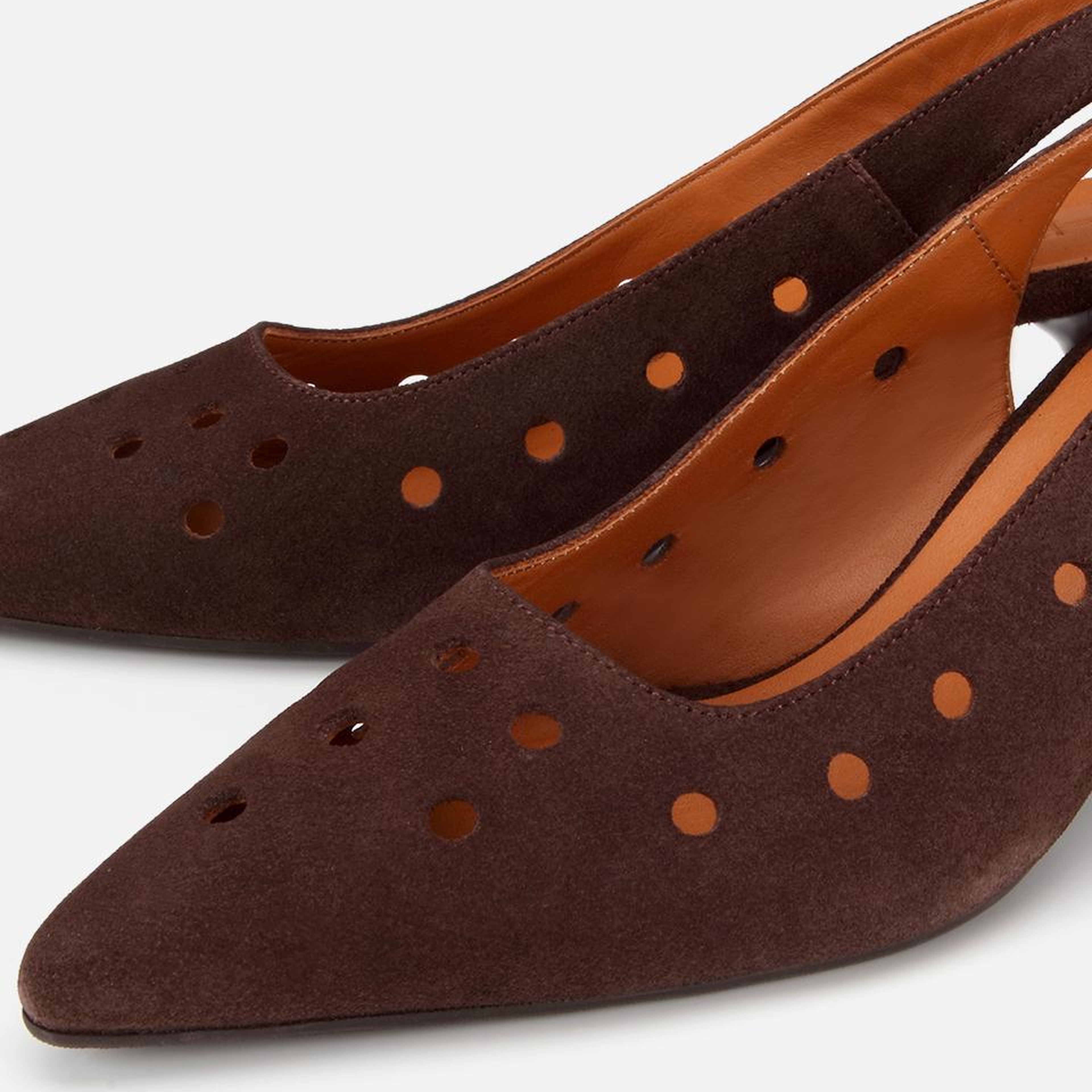 Kadın Süet Deri Kahverengi Delikli Arkası Açık Kısa Topuklu Stiletto