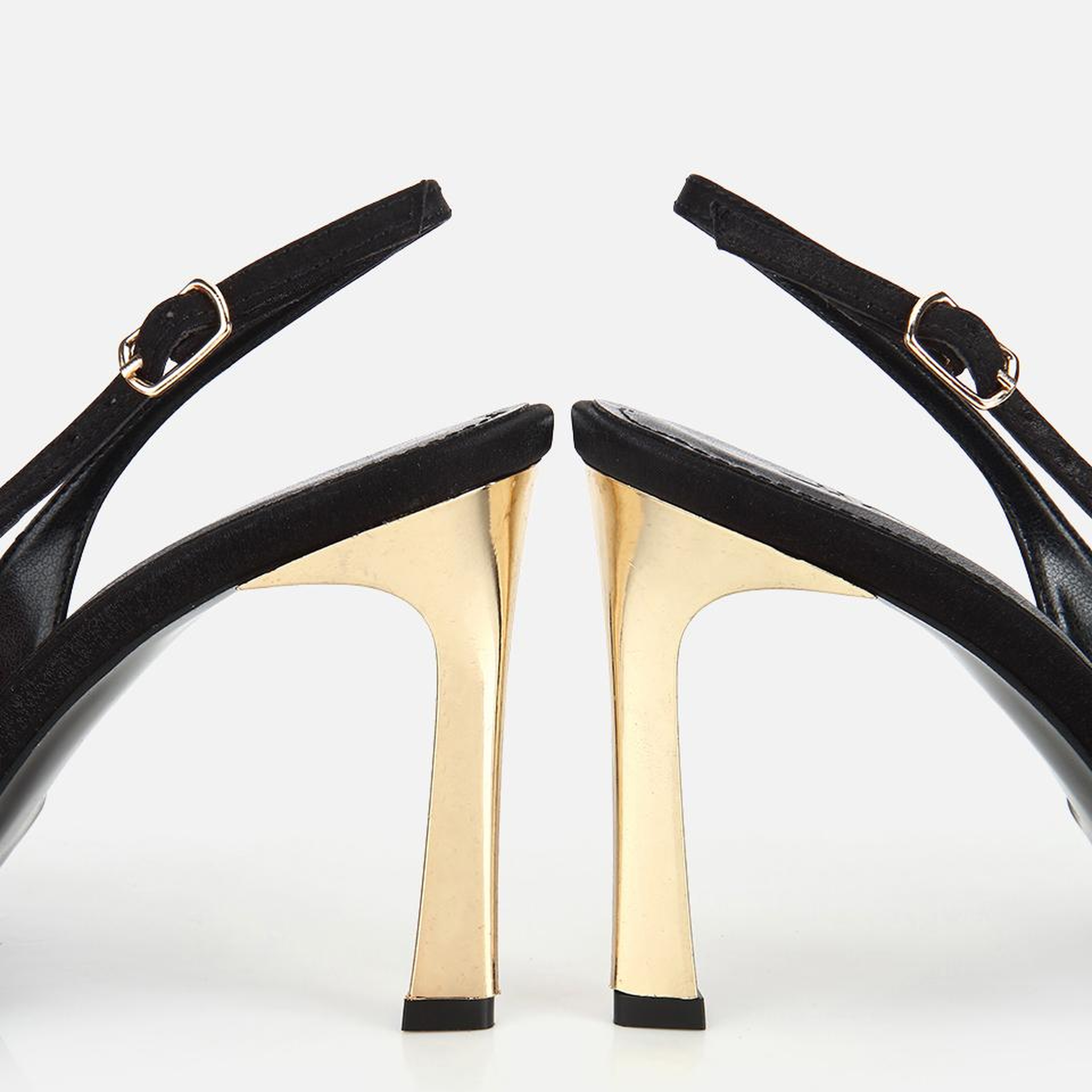 Kadın Siyah Gold Detaylı Arkası Açık Stiletto