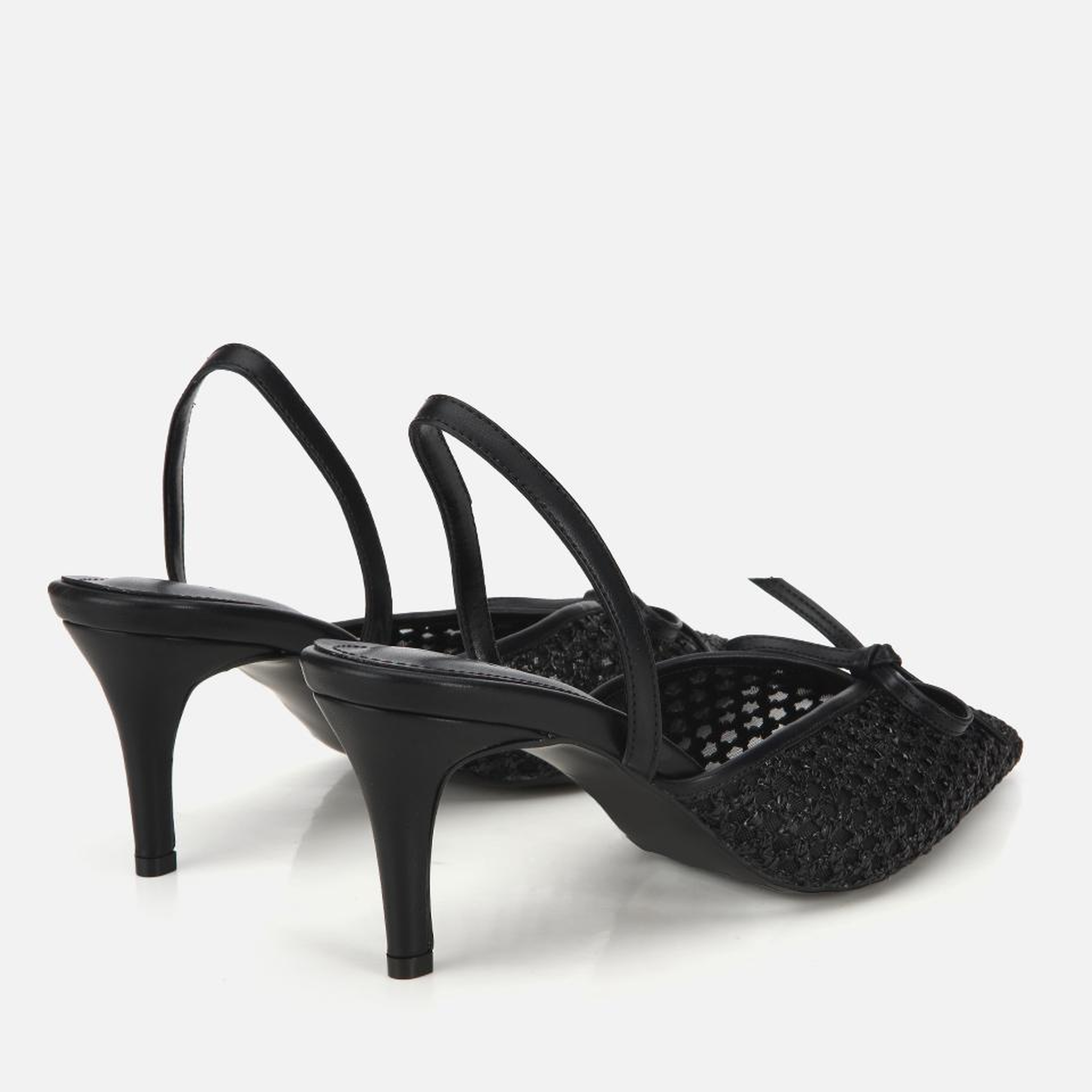 Kadın Siyah Hasır Detaylı Fiyonklu Kısa Topuklu Stiletto