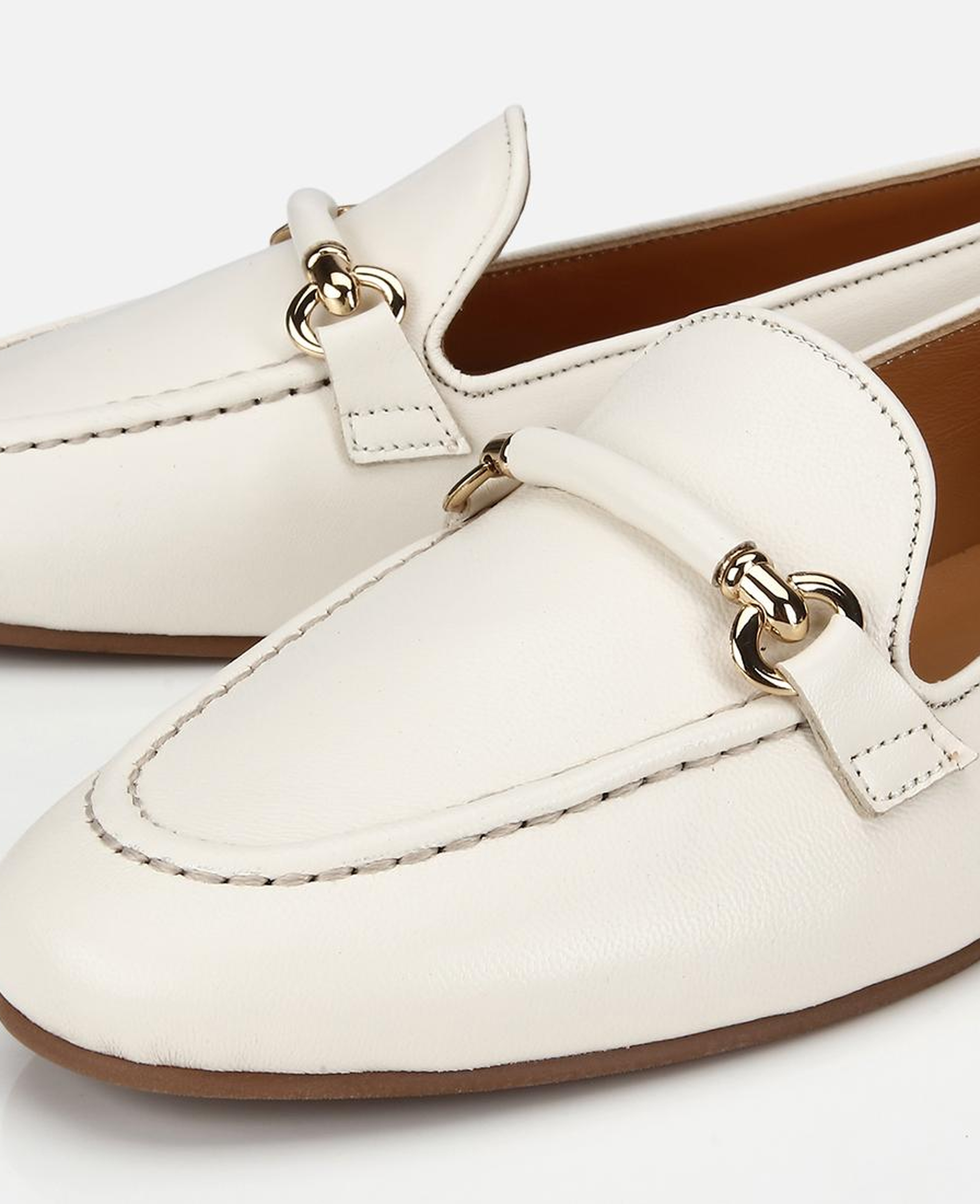 Kadın Deri Ekru Toka Detaylı Klasik Loafer