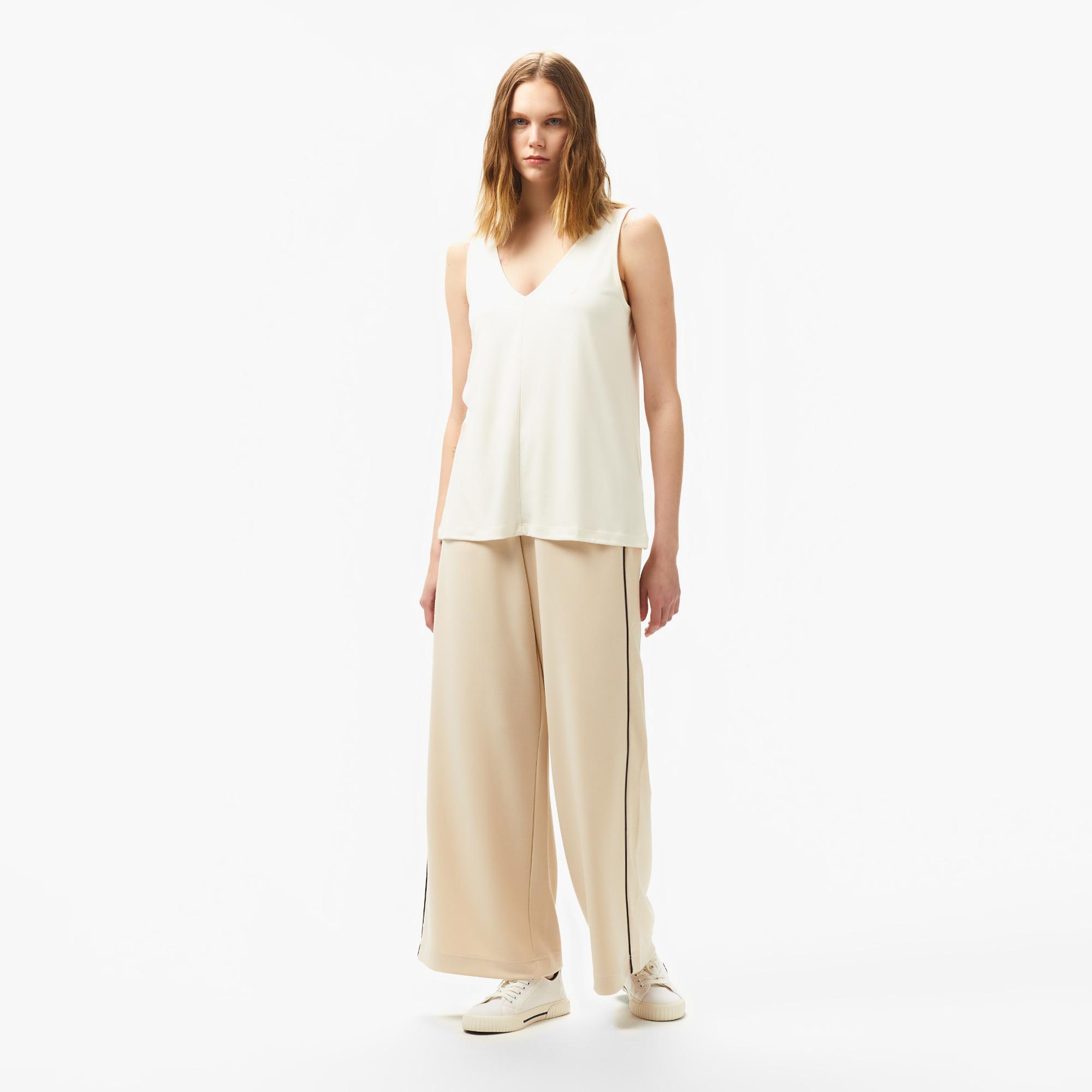 Nautica Kadın Krem Rengi Relaxed Fit T-Shirt