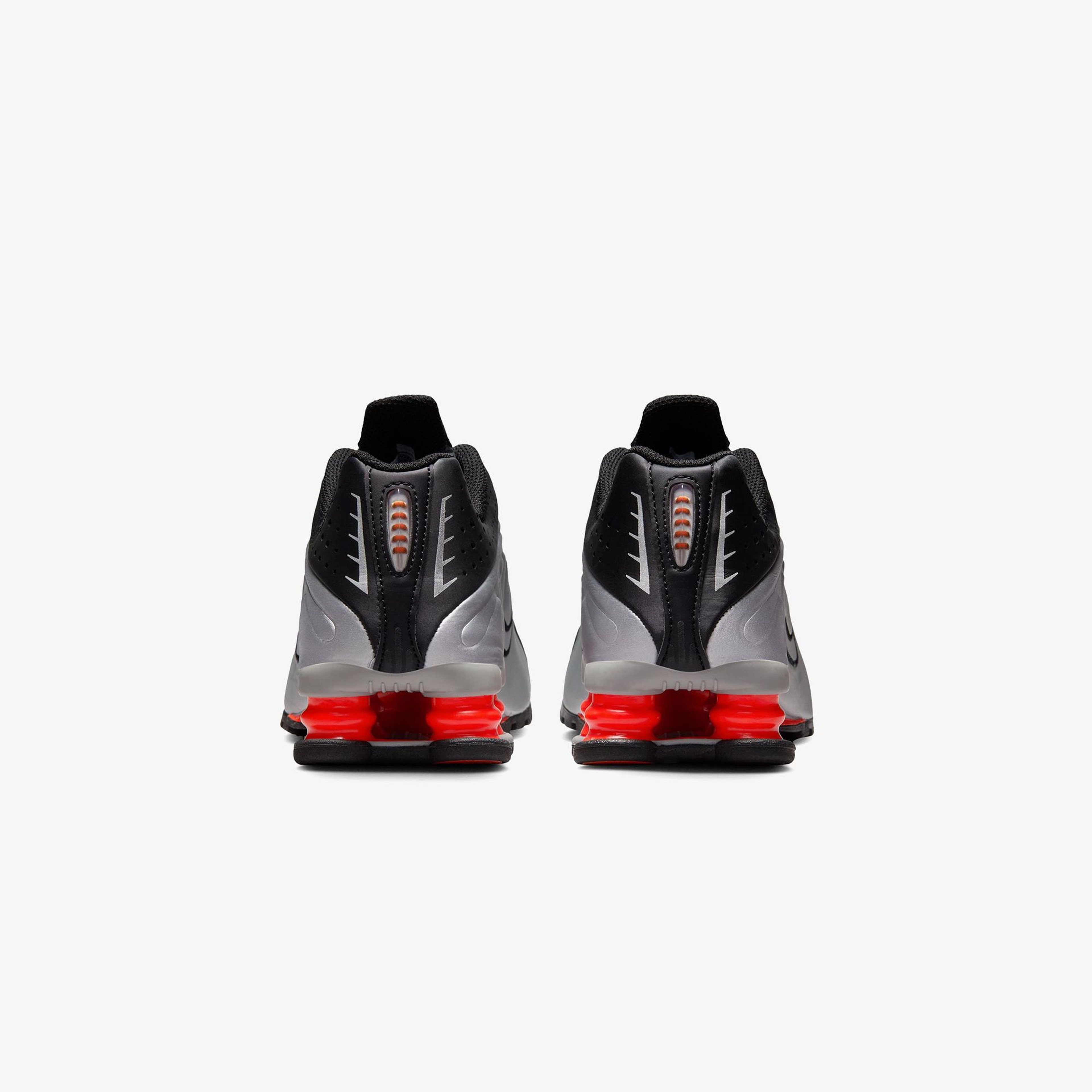 Nike Shox R4 Gri Spor Ayakkabı