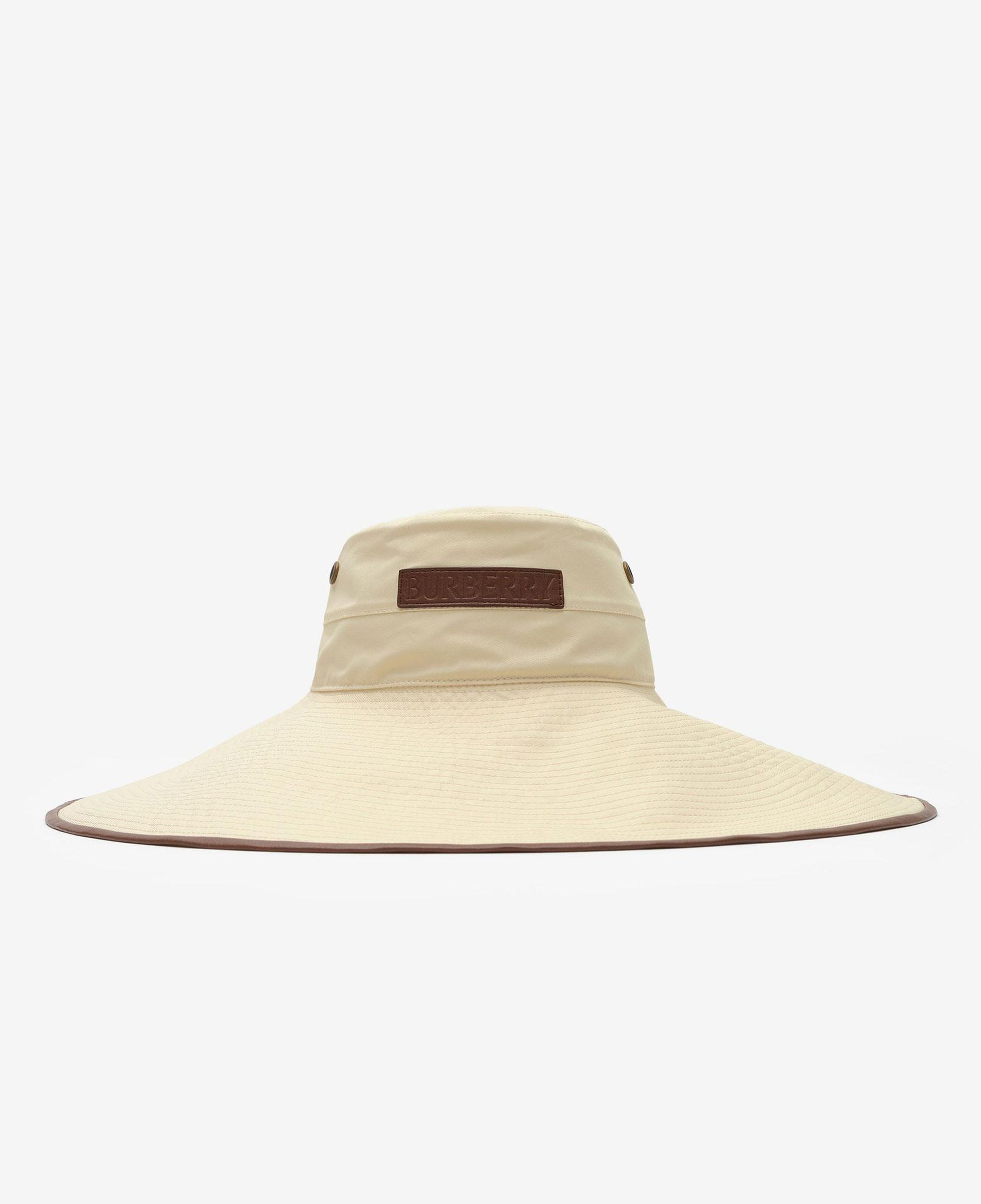Burberry Erkek Krem Şapka