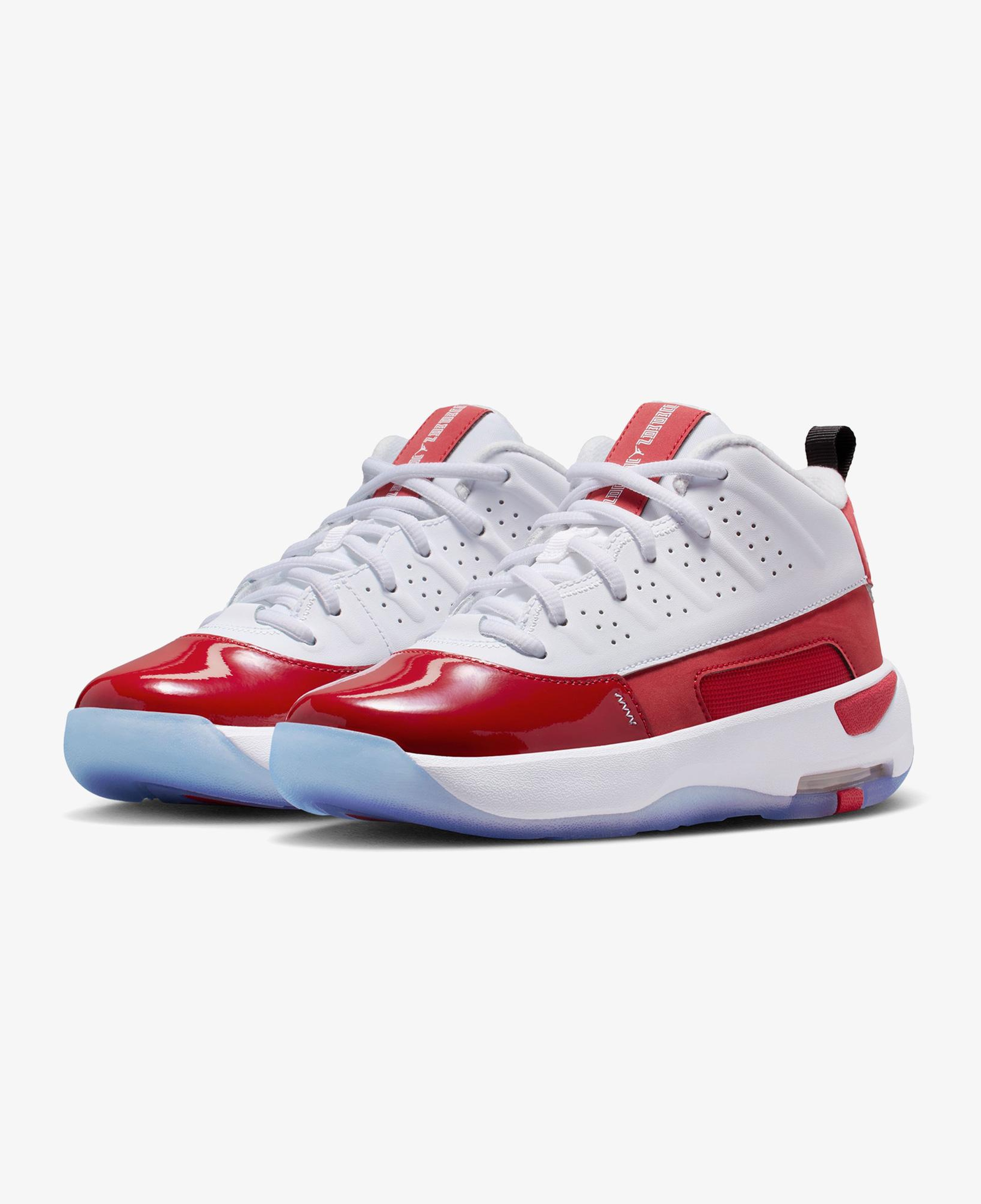 Jordan Max Aura 7 Genç Çocuk Beyaz Spor Ayakkabı