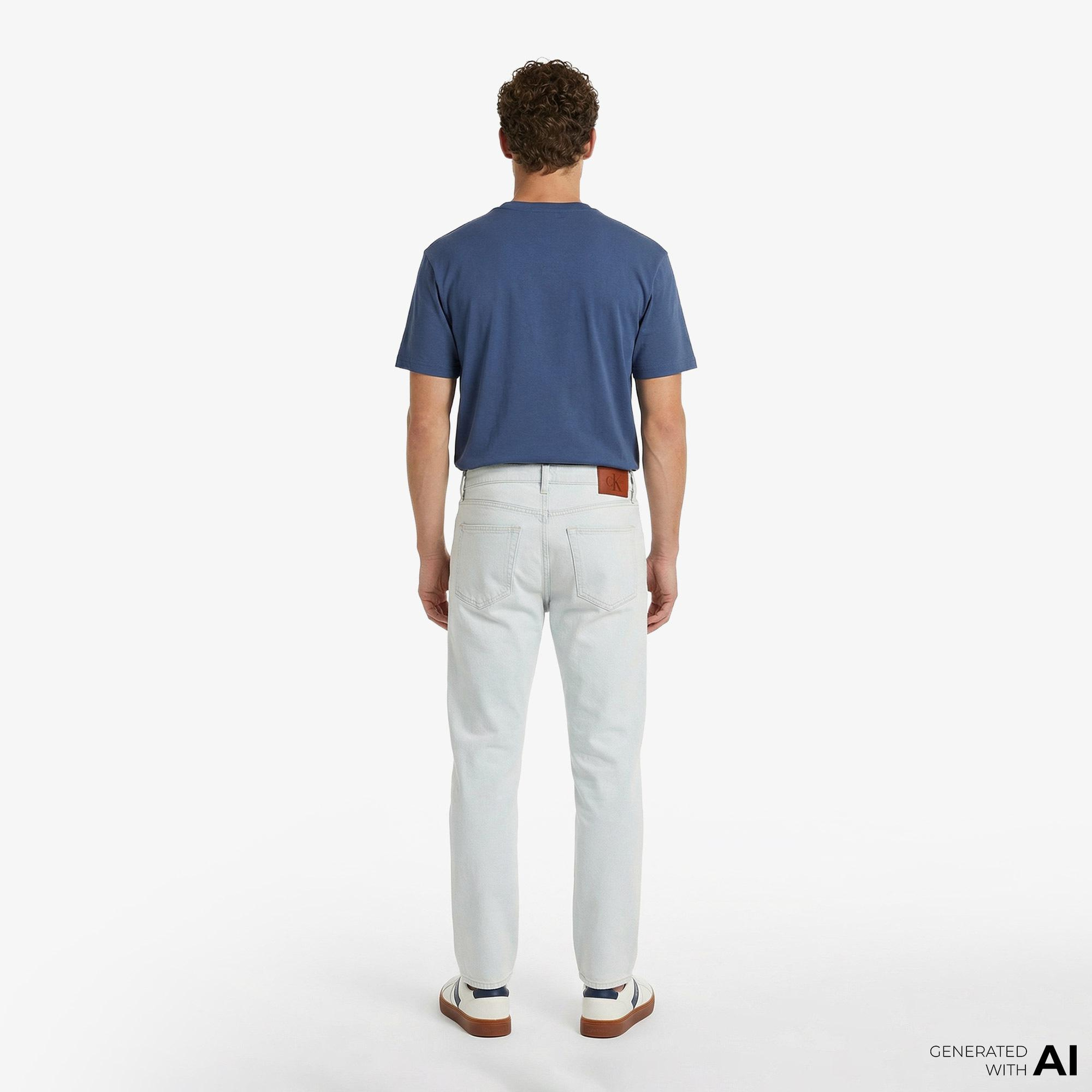 Calvin Klein Standard Straight Bleachout 205 Erkek Mavi Jean