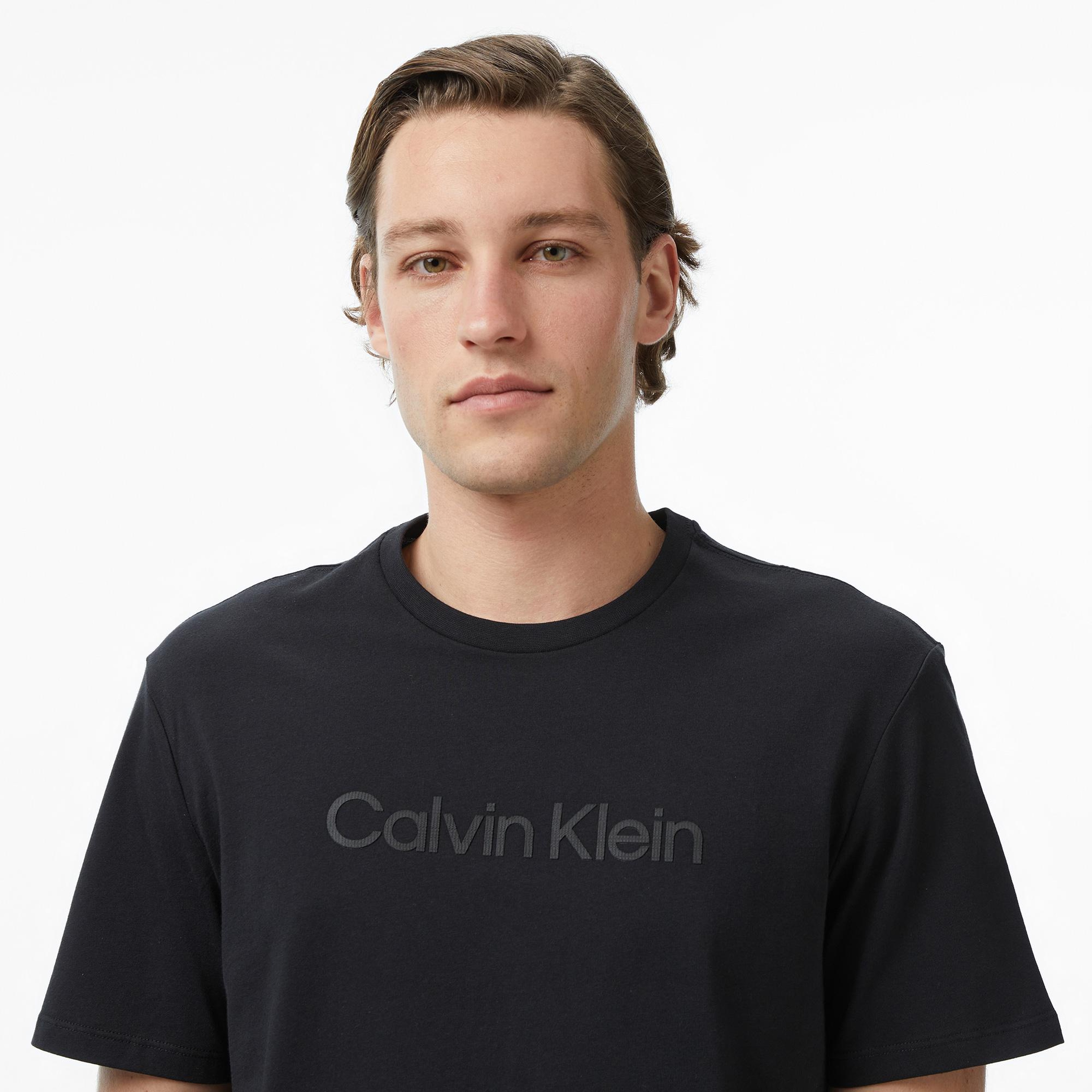 Calvin Klein 30S Sportswear Grap Erkek Siyah T-Shirt