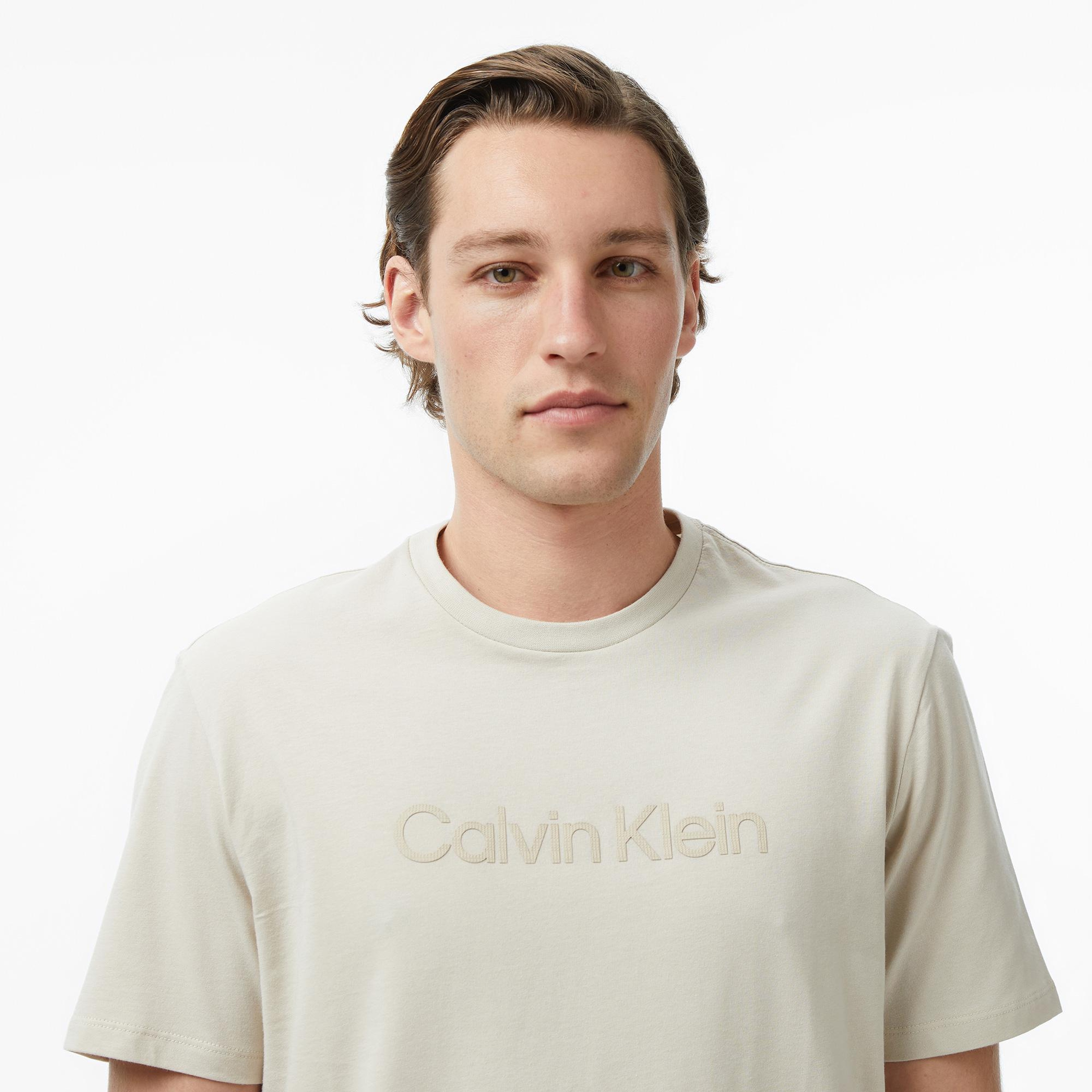 Calvin Klein 30S Sportswear Grap Erkek Bej T-Shirt