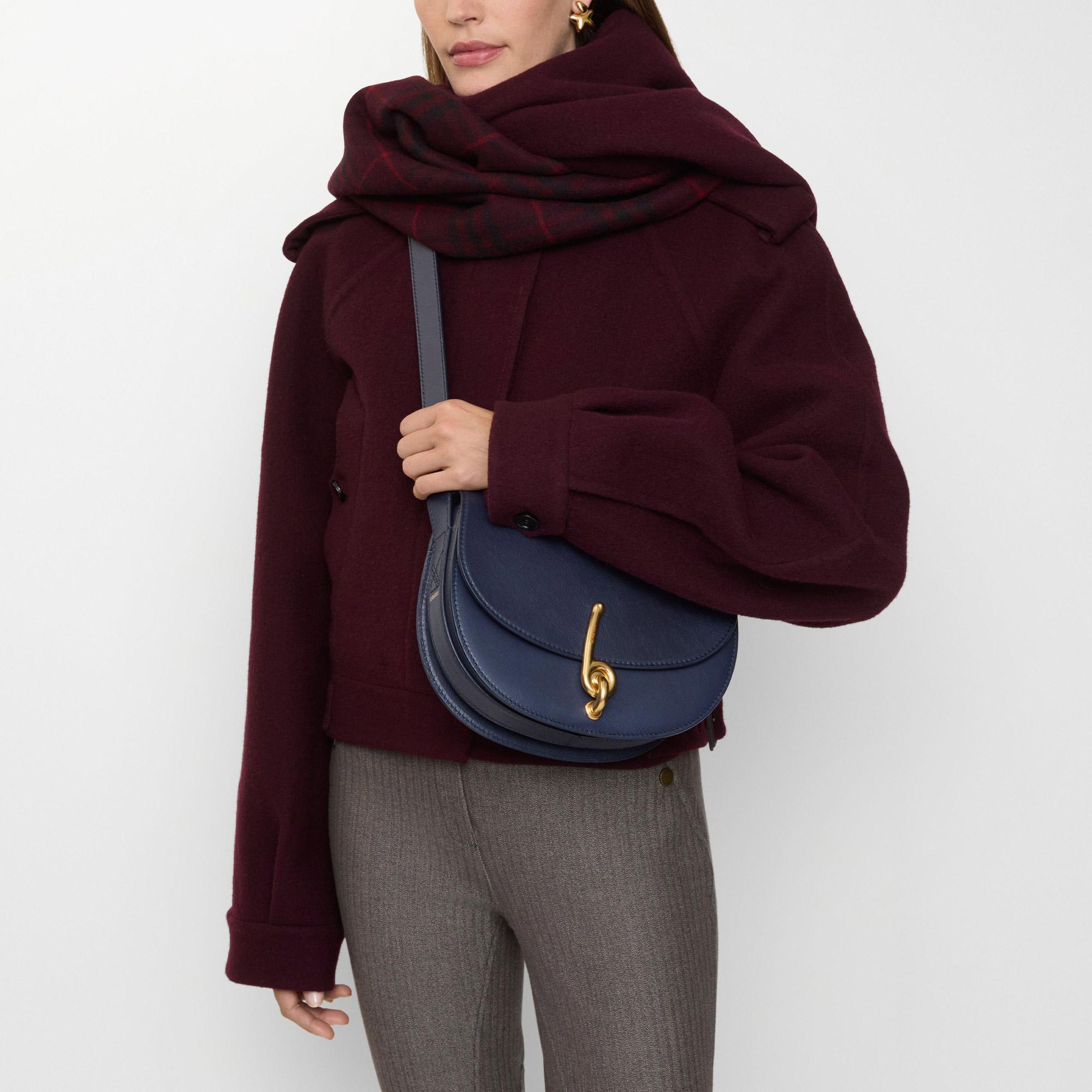 Burberry Bridle Kadın Siyah Çanta