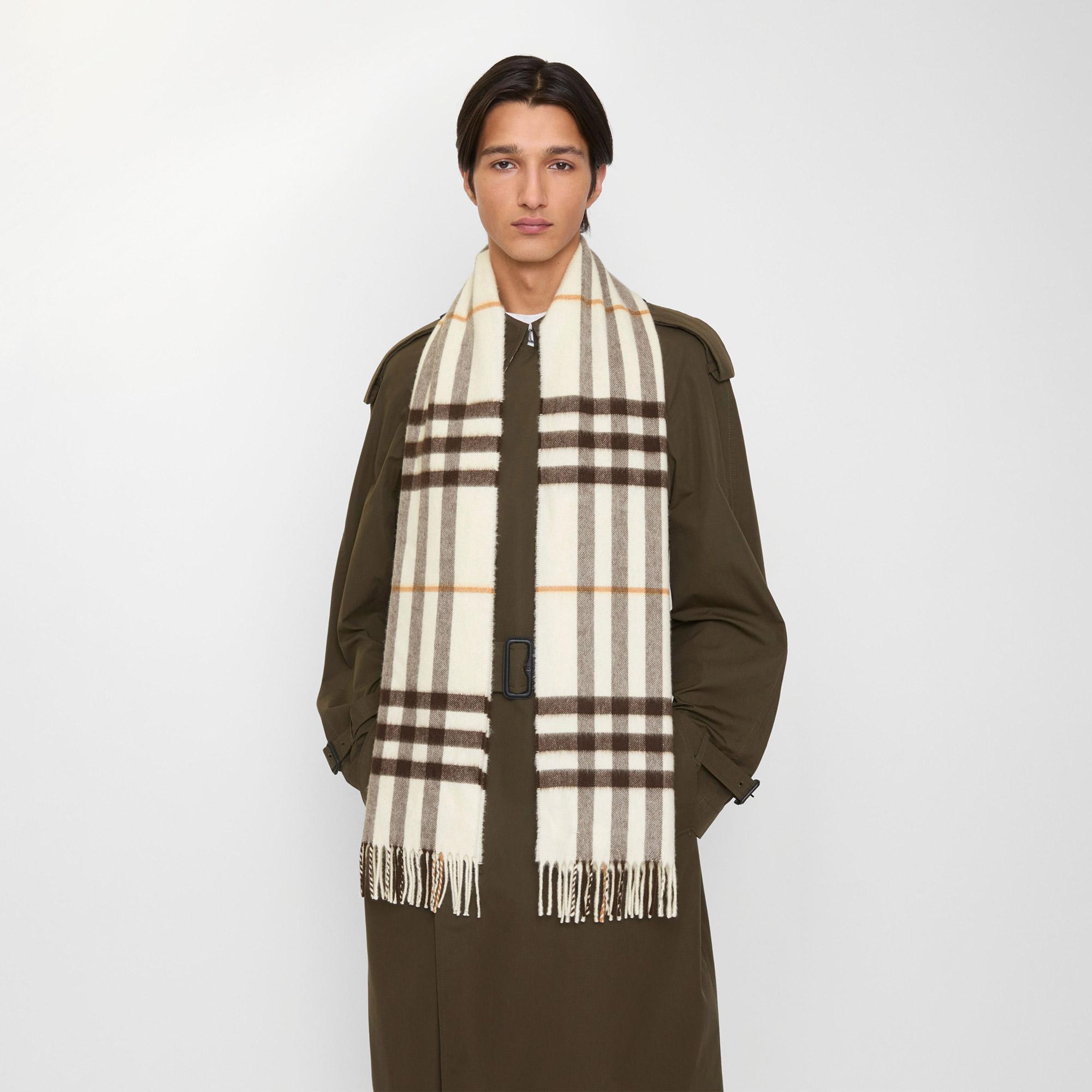 Burberry Giant Check Kadın Beyaz Atkı