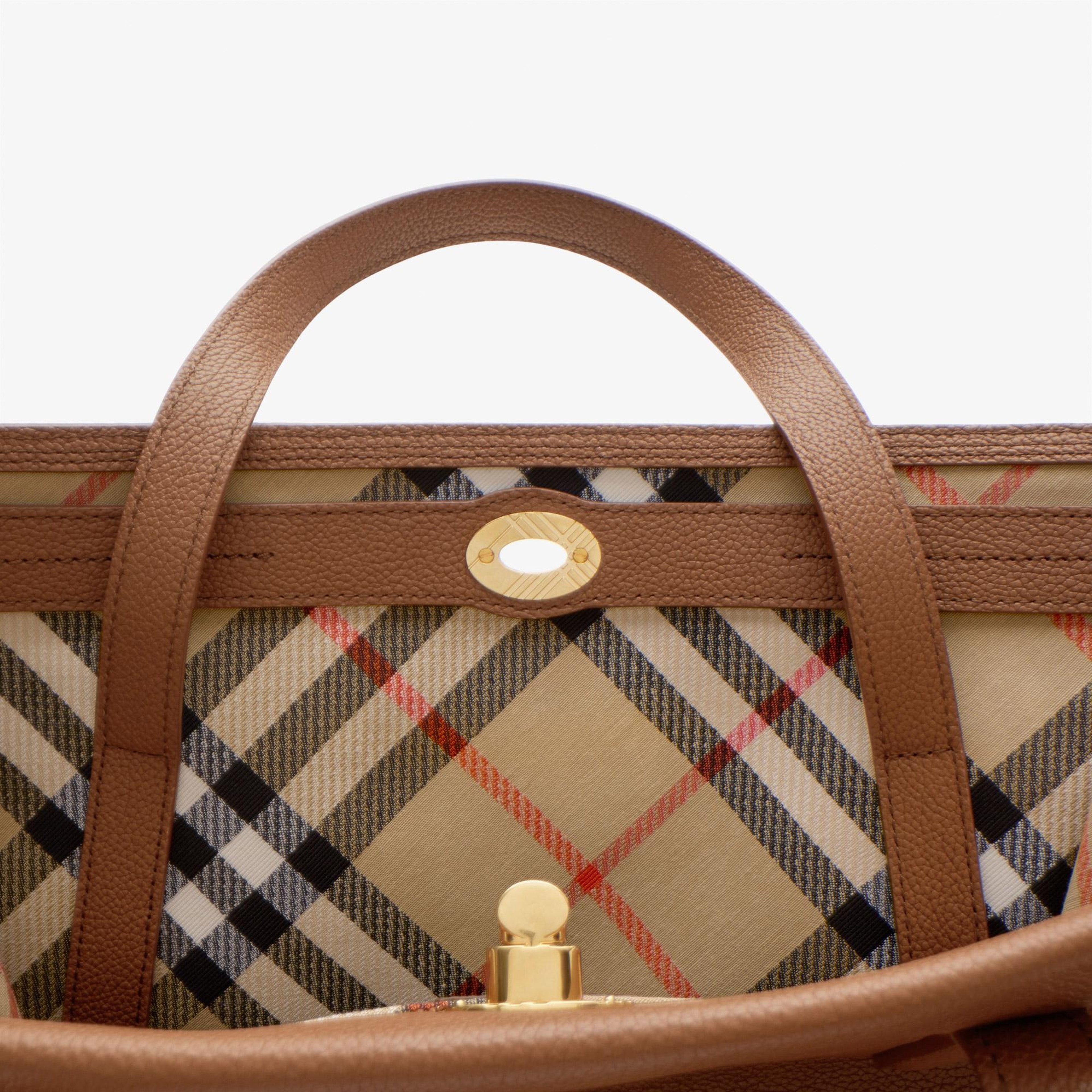Burberry Medium Cotswolds Tote Kadın Kahverengi Çanta