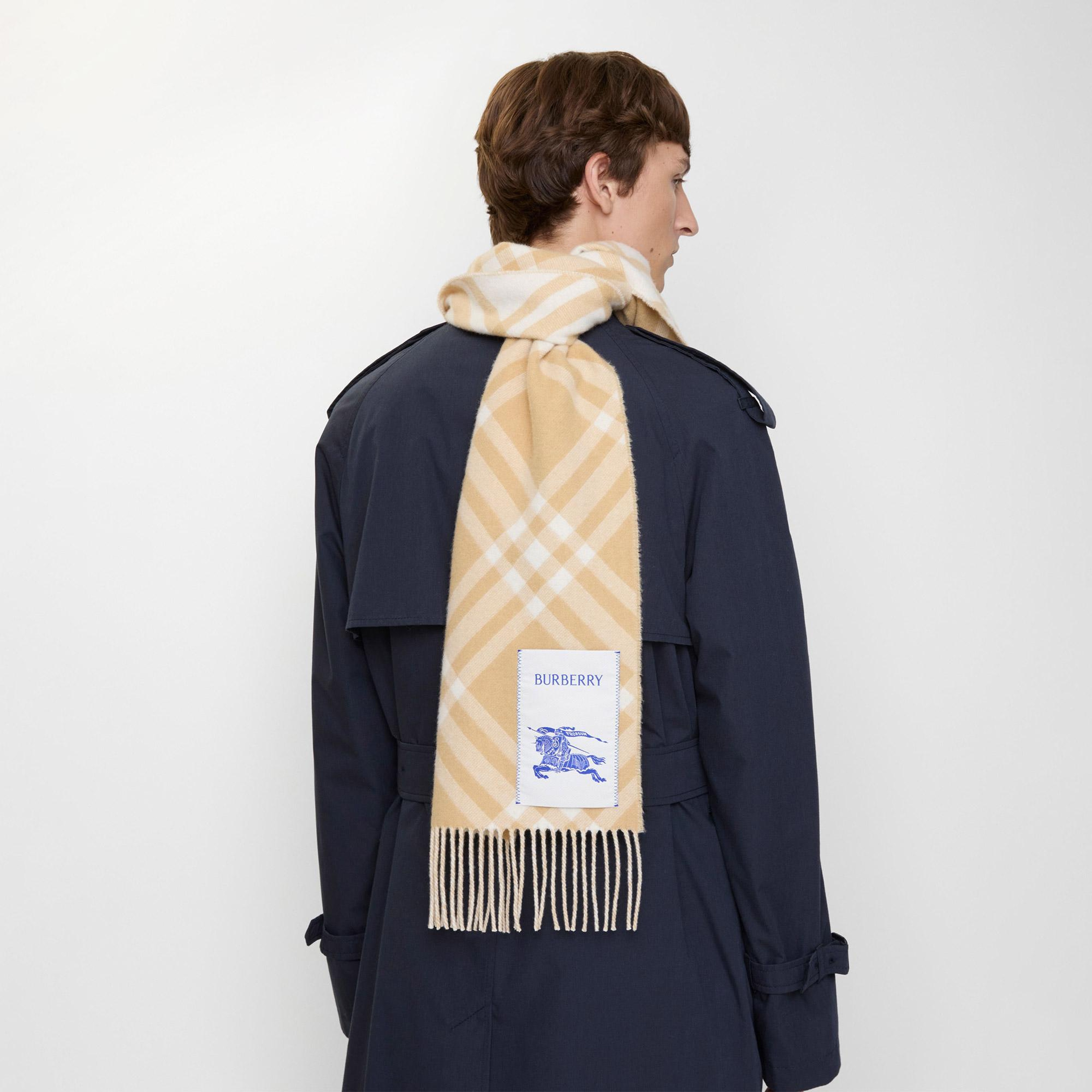 Burberry Tbar Bias Kadın Bej Atkı