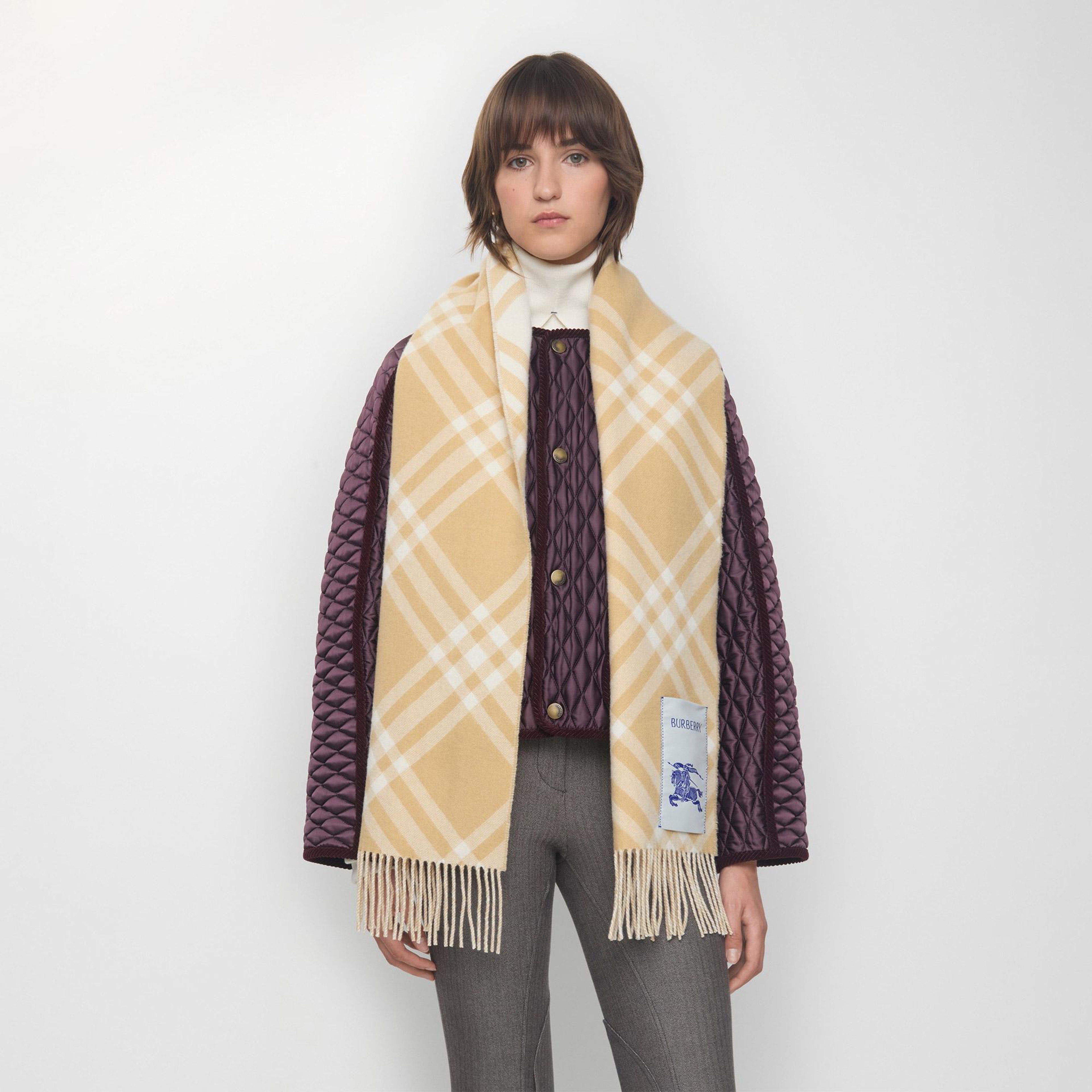 Burberry Tbar Bias Kadın Bej Atkı