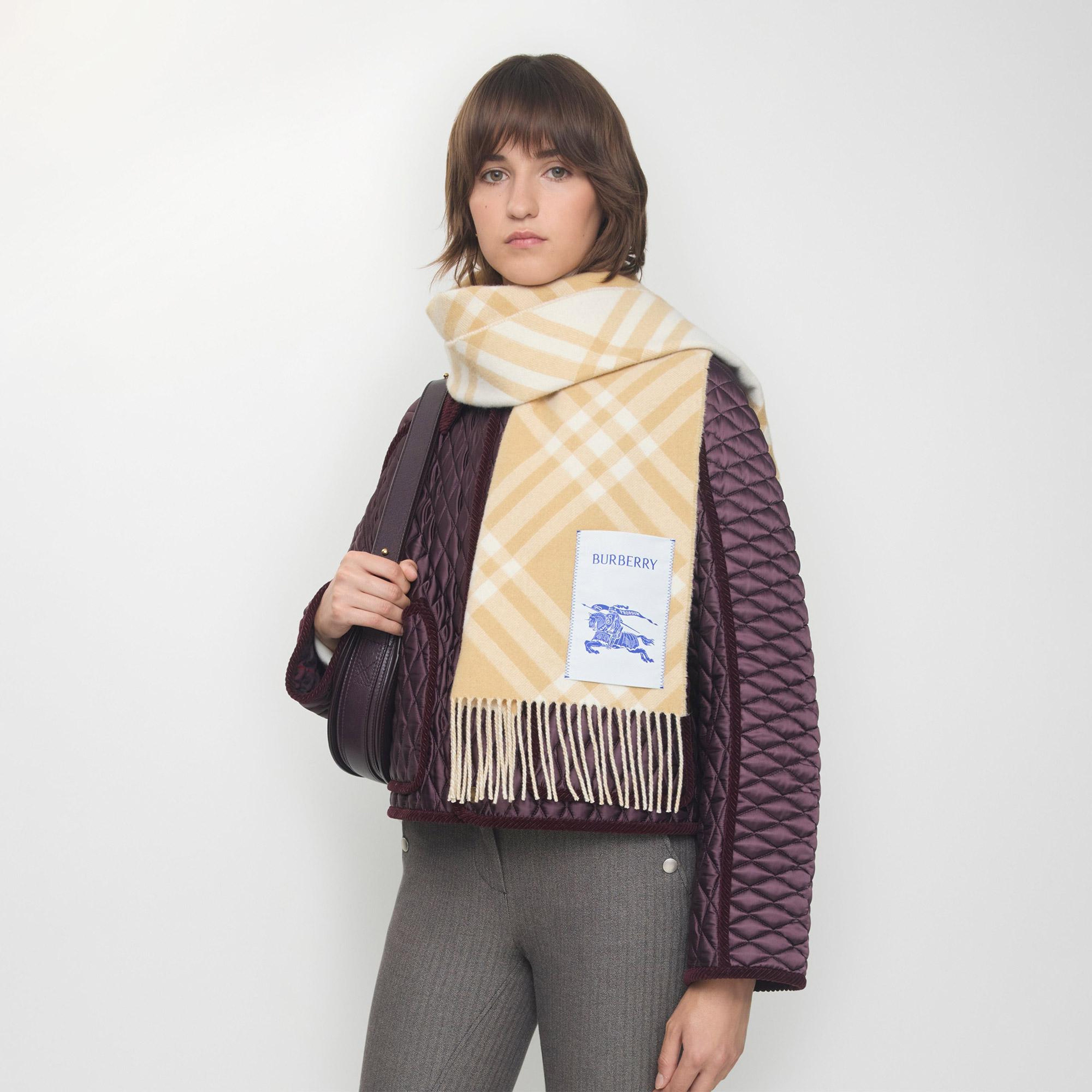 Burberry Tbar Bias Kadın Bej Atkı