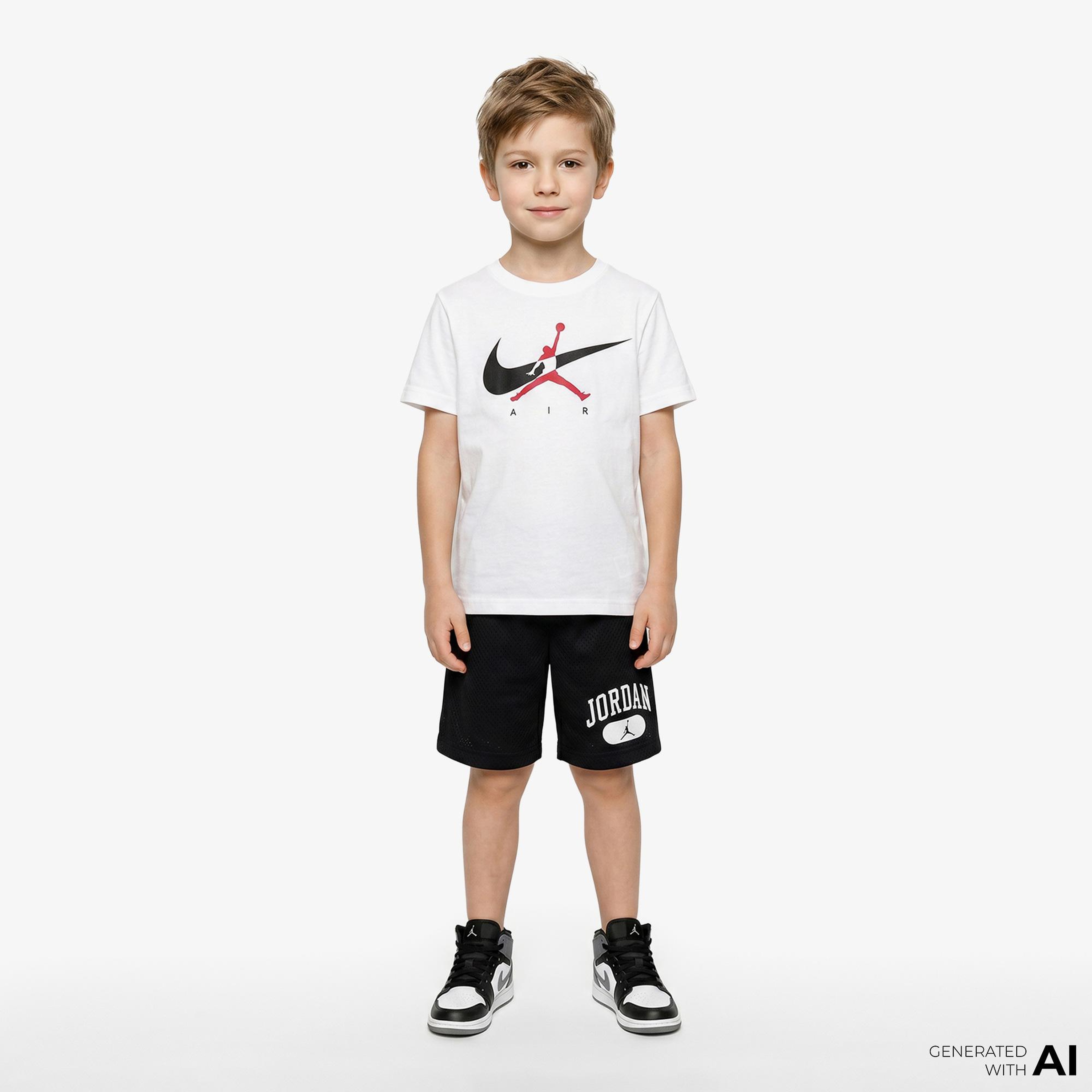 Jordan Jumpman Swoosh Intersectio Erkek Çocuk Beyaz T-Shirt
