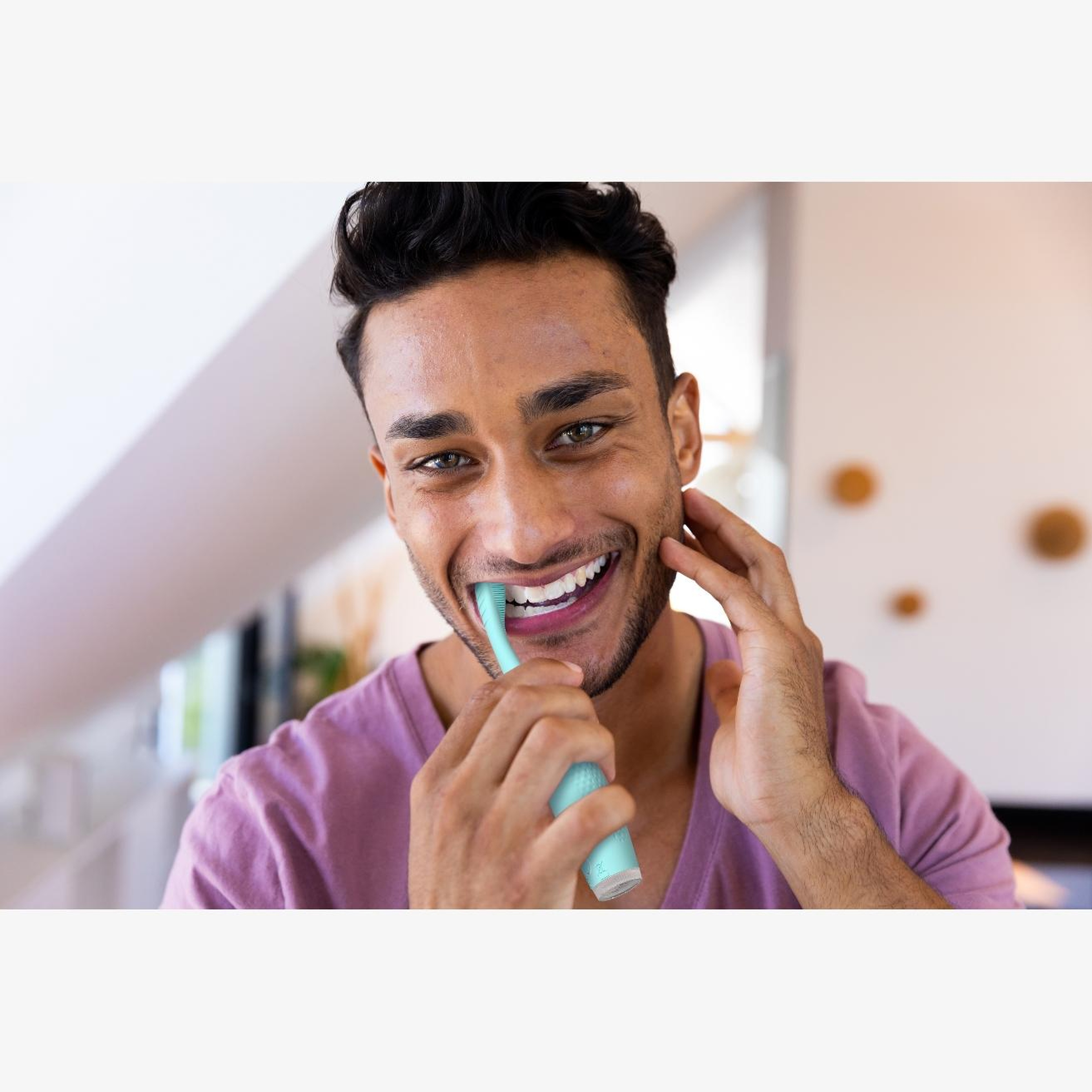 FOREO ISSA 4 Hybrid Silikon Diş Fırçası, Arctic Blue