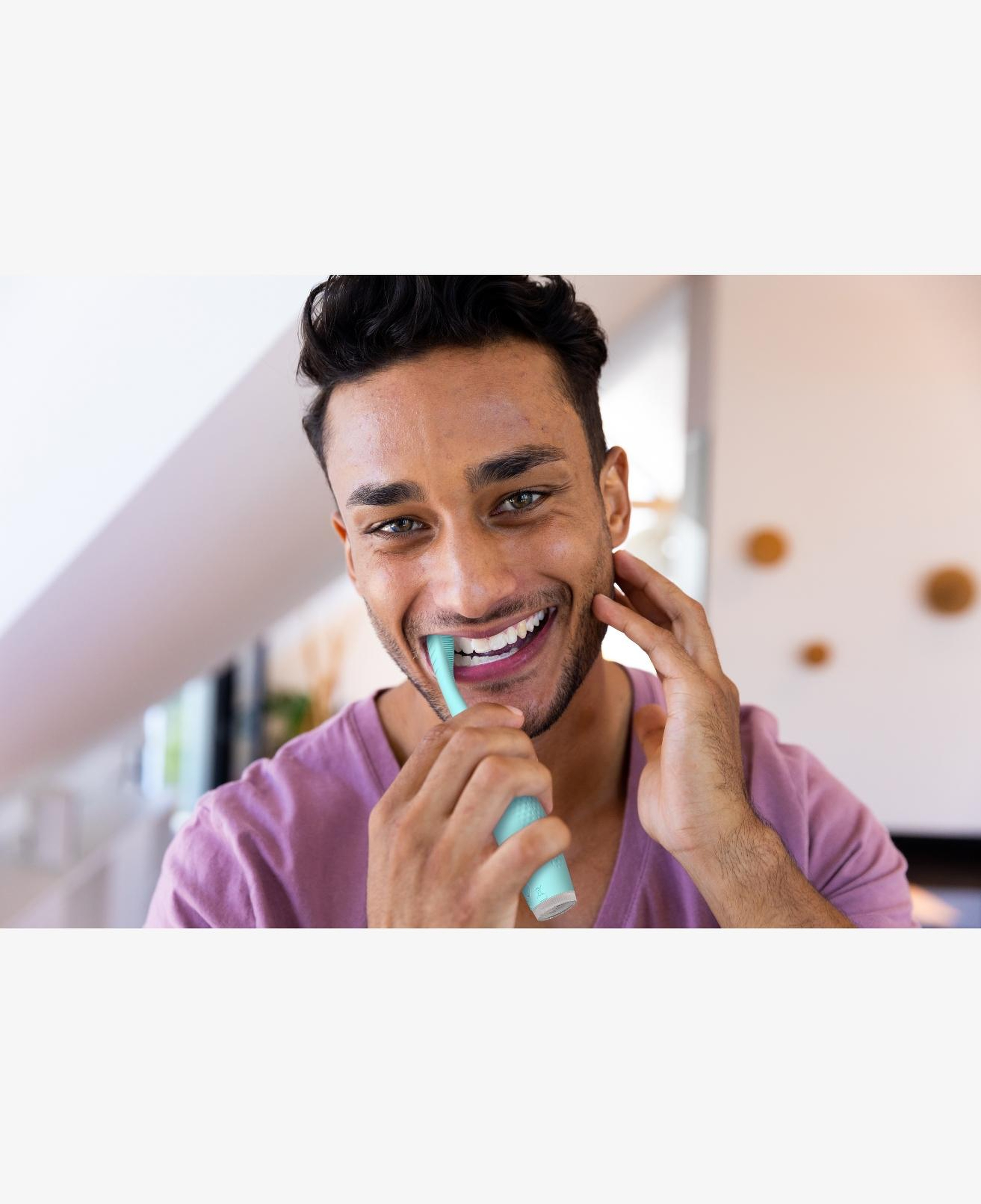 FOREO ISSA 4 Hybrid Silikon Diş Fırçası, Arctic Blue