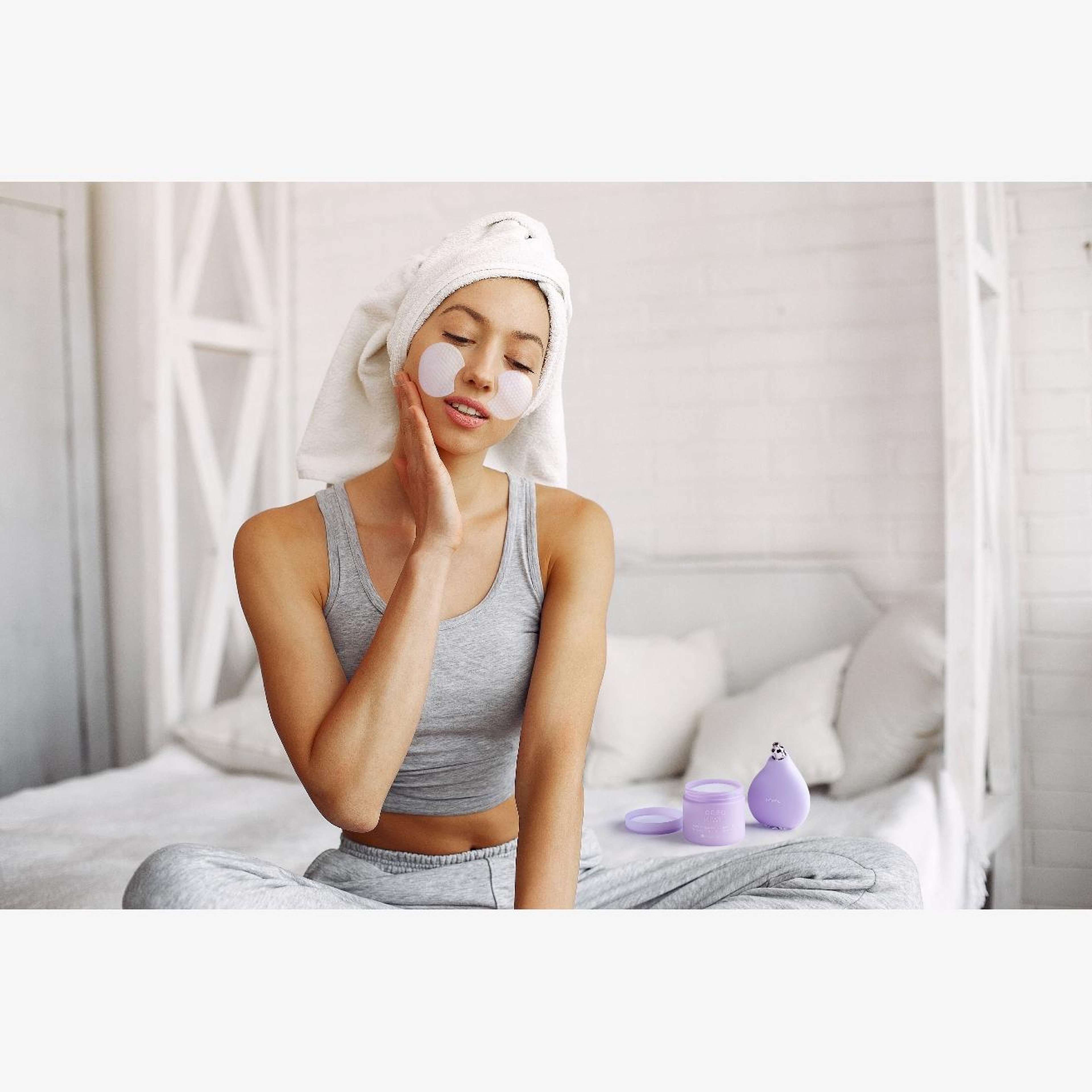 FOREO KIWI Gözenek Küçültücü Tonikli Pedler 60'lı