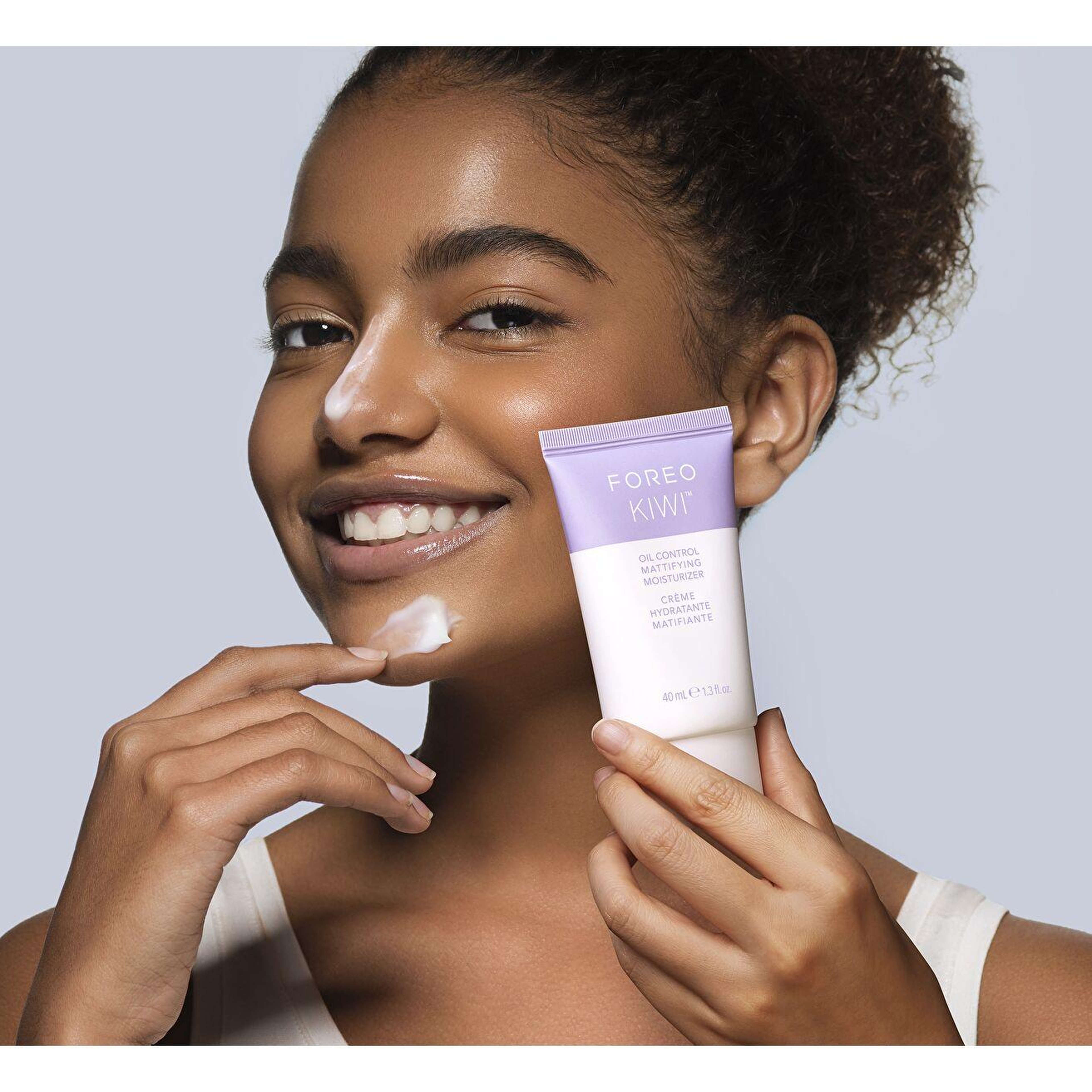 FOREO KIWI Yağlı Ciltler için Matlaştırıcı Nemlendirici Krem 40 ml