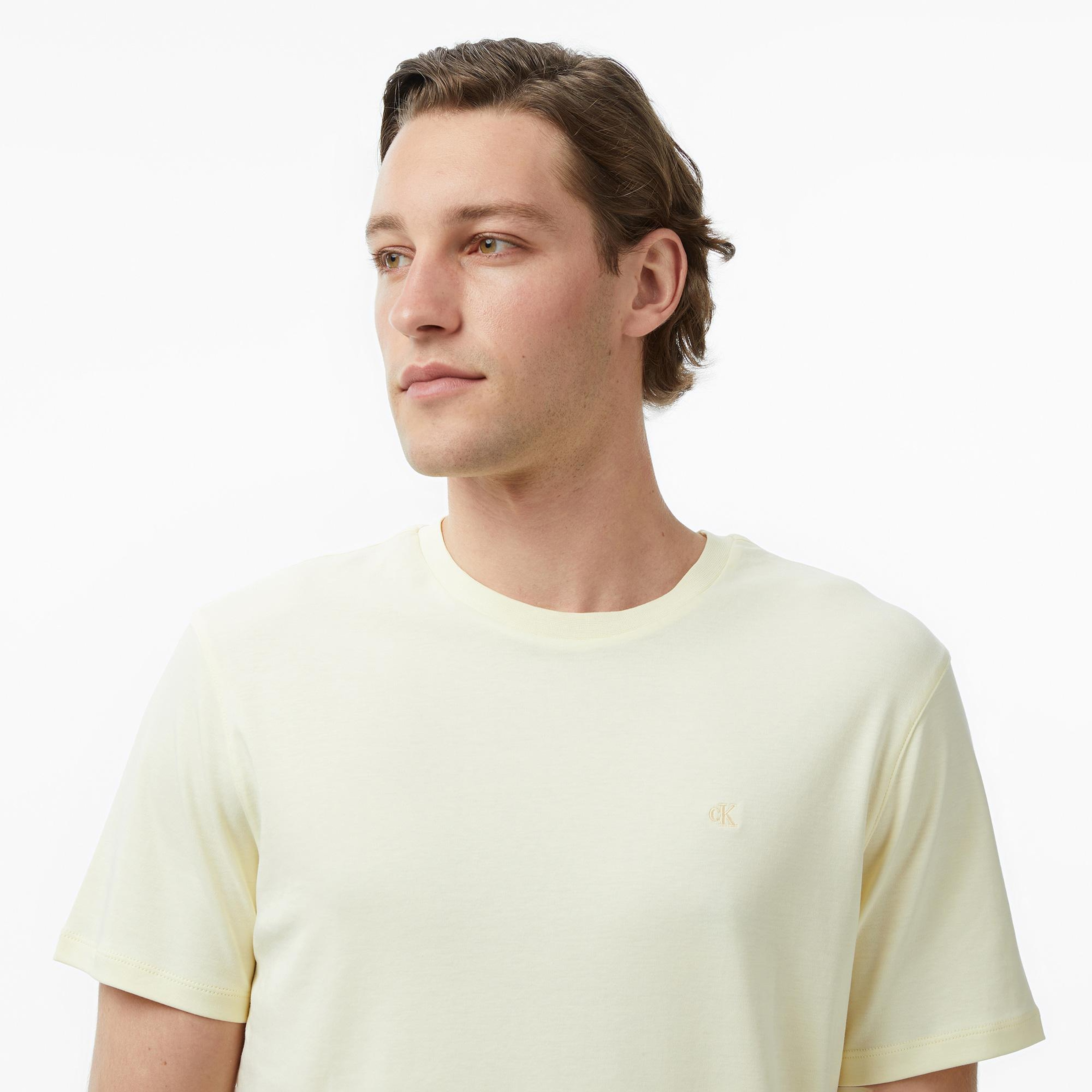 Calvin Klein Supima Chest Emblem Crewneck  Erkek Sarı T-Shirt