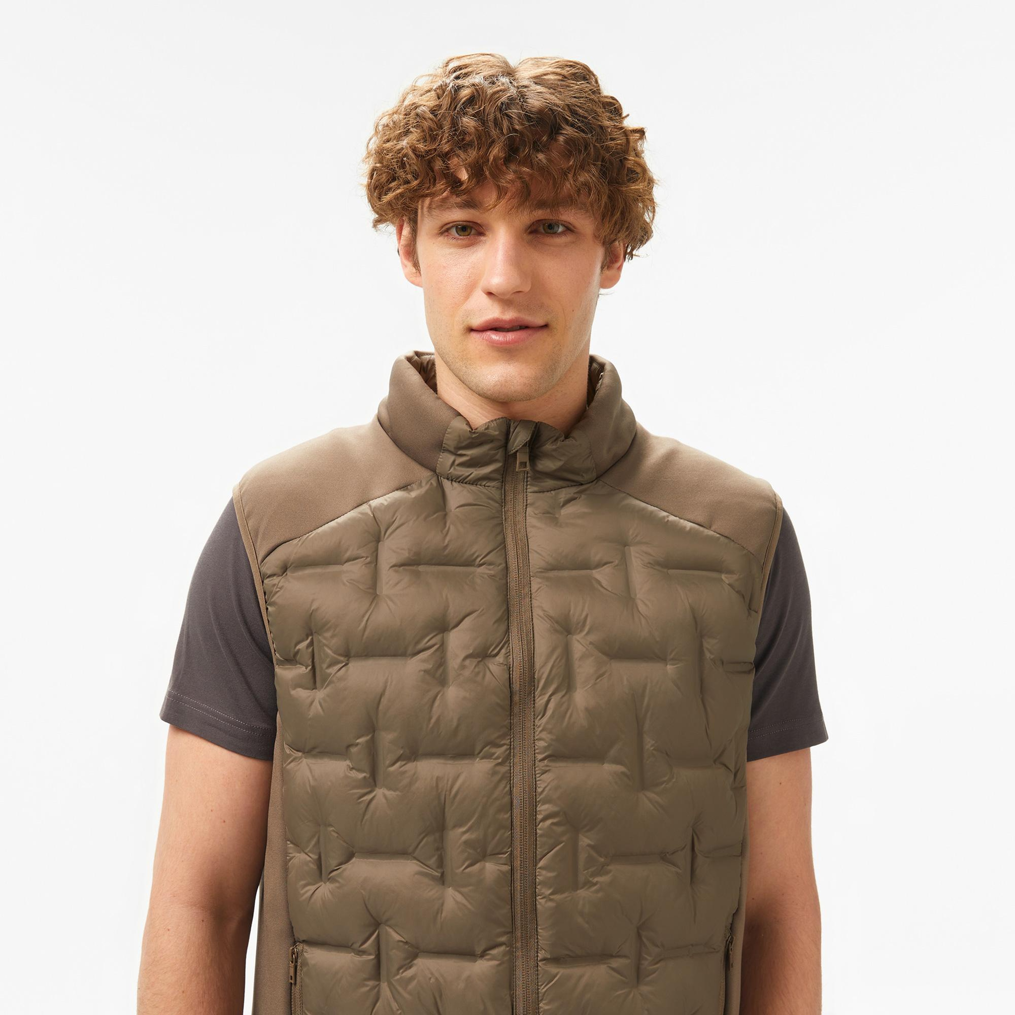 Nautica Erkek Kahverengi Standart Fit Dik Yaka Yelek