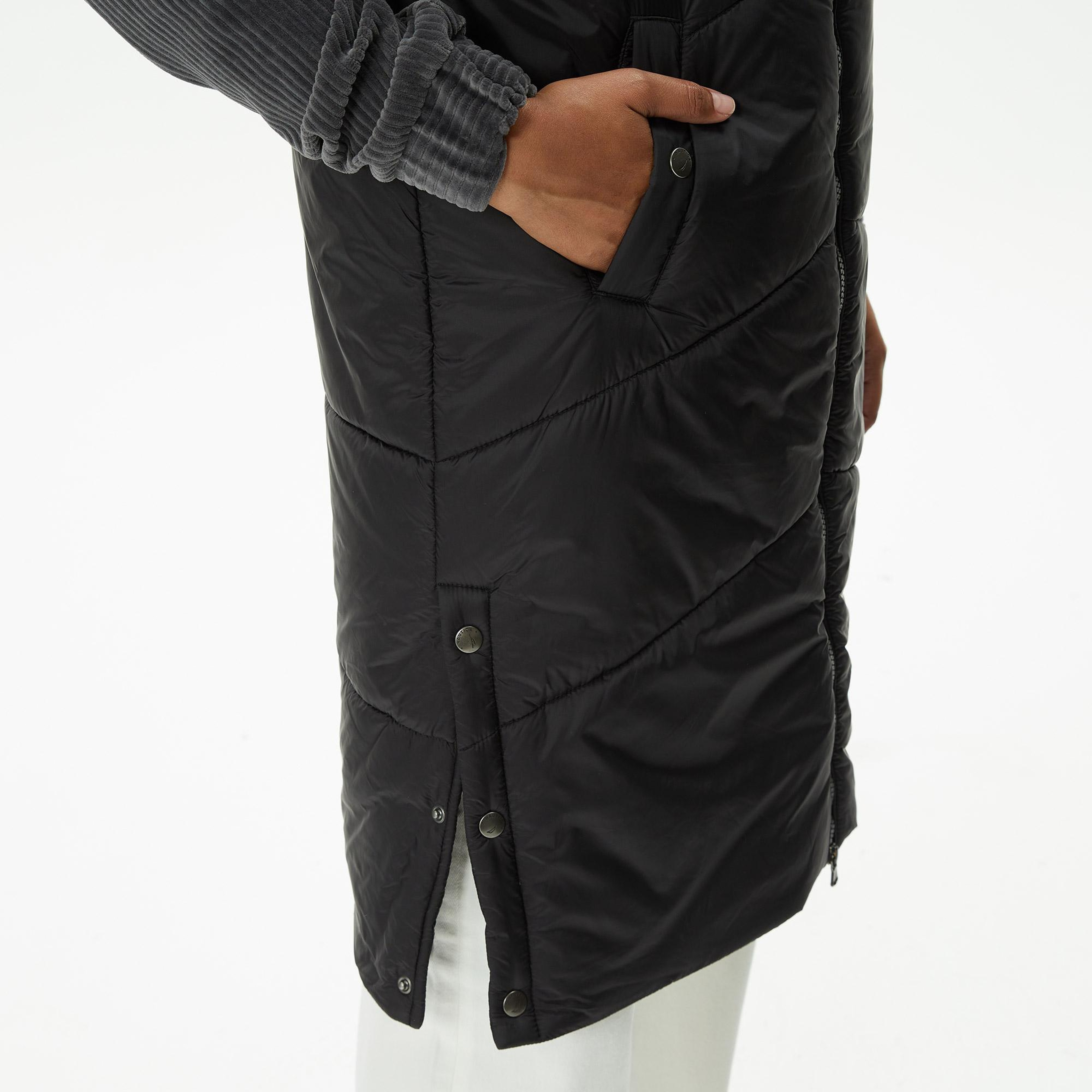 Nautica Kadın Siyah Relaxed Fit Yelek