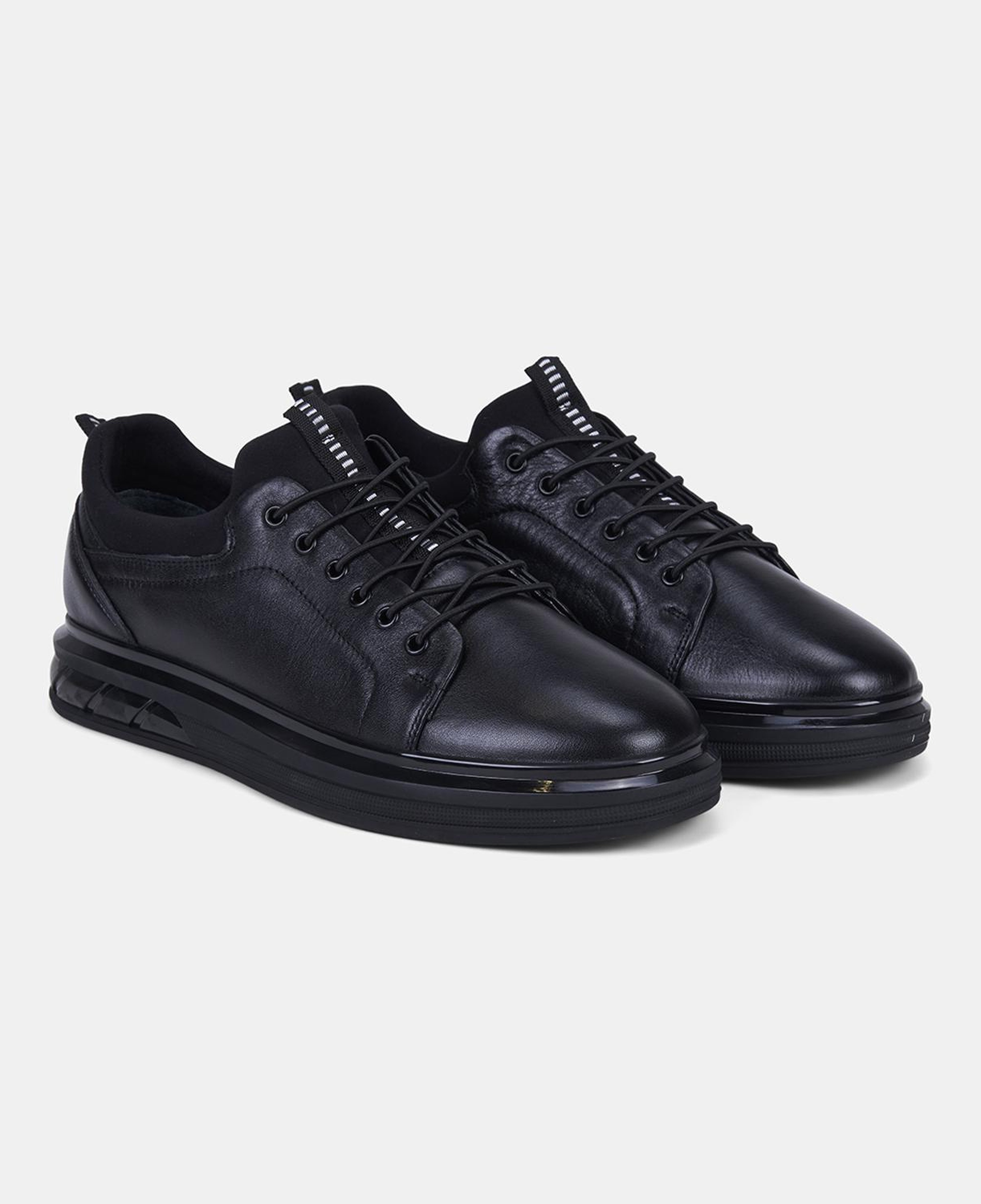 Erkek Siyah Lastik Bağcıklı Deri Sneaker