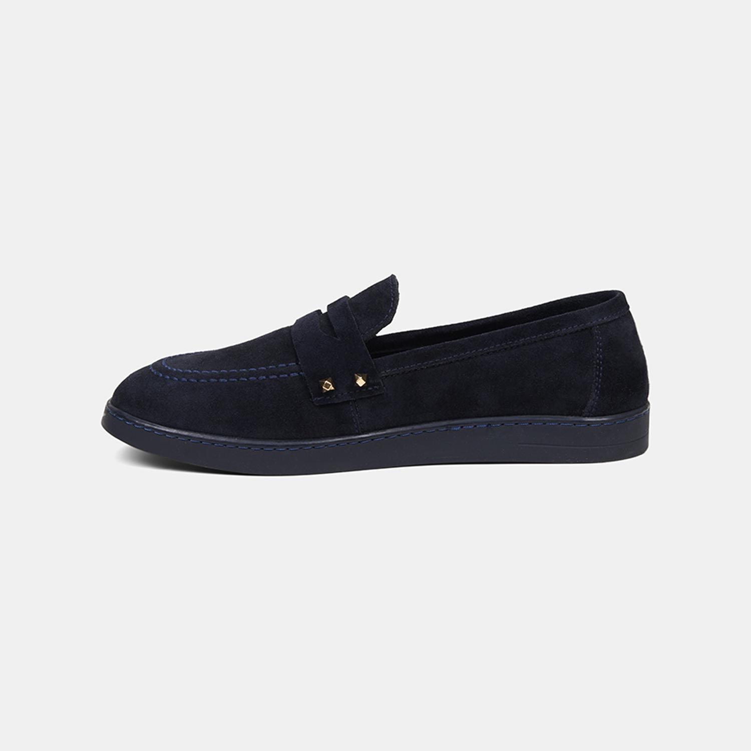 Kadın Lacivert Zımba Detaylı Süet Loafer